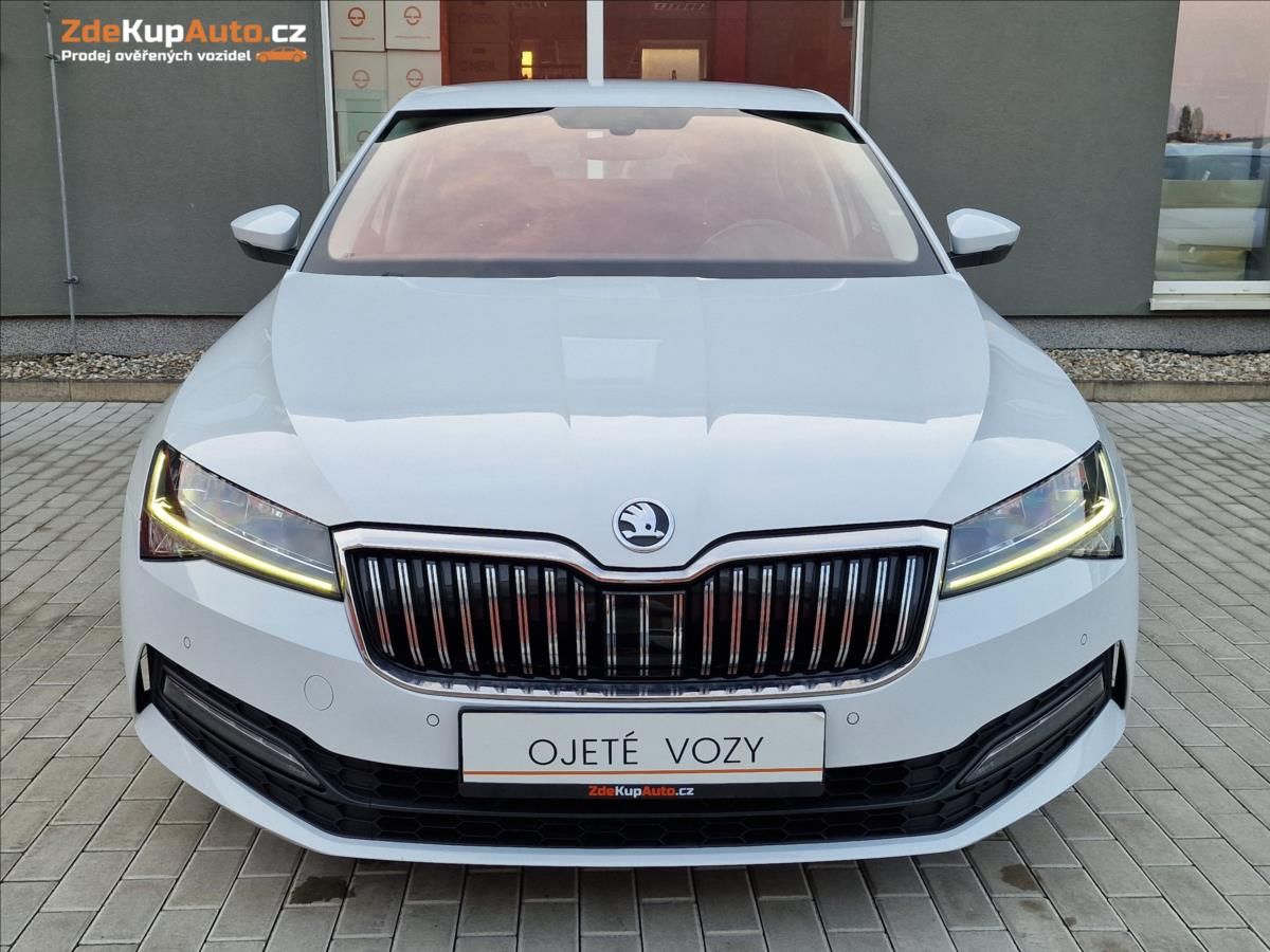 Škoda Superb, 2.0TDI 110kW,původ ČR,1.Maj - fotka 4