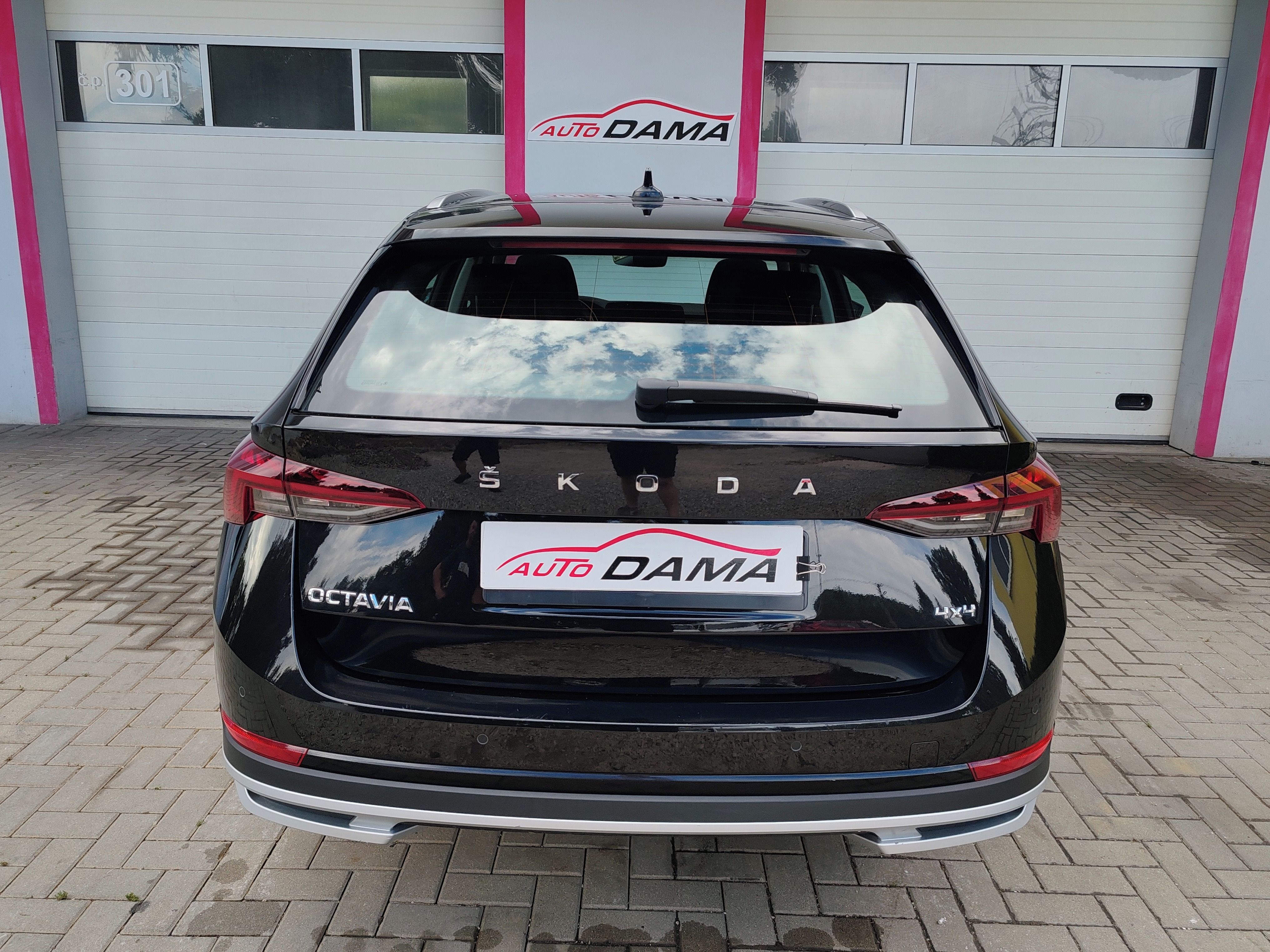 Škoda Octavia, 2.0TDI SCOUT 147KW DSG ČR*DPH - fotka 5