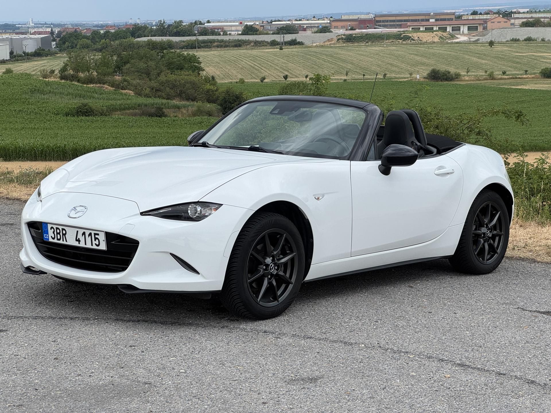 Mazda MX-5, 1.5 96 kW Soft top Výhřev sed.