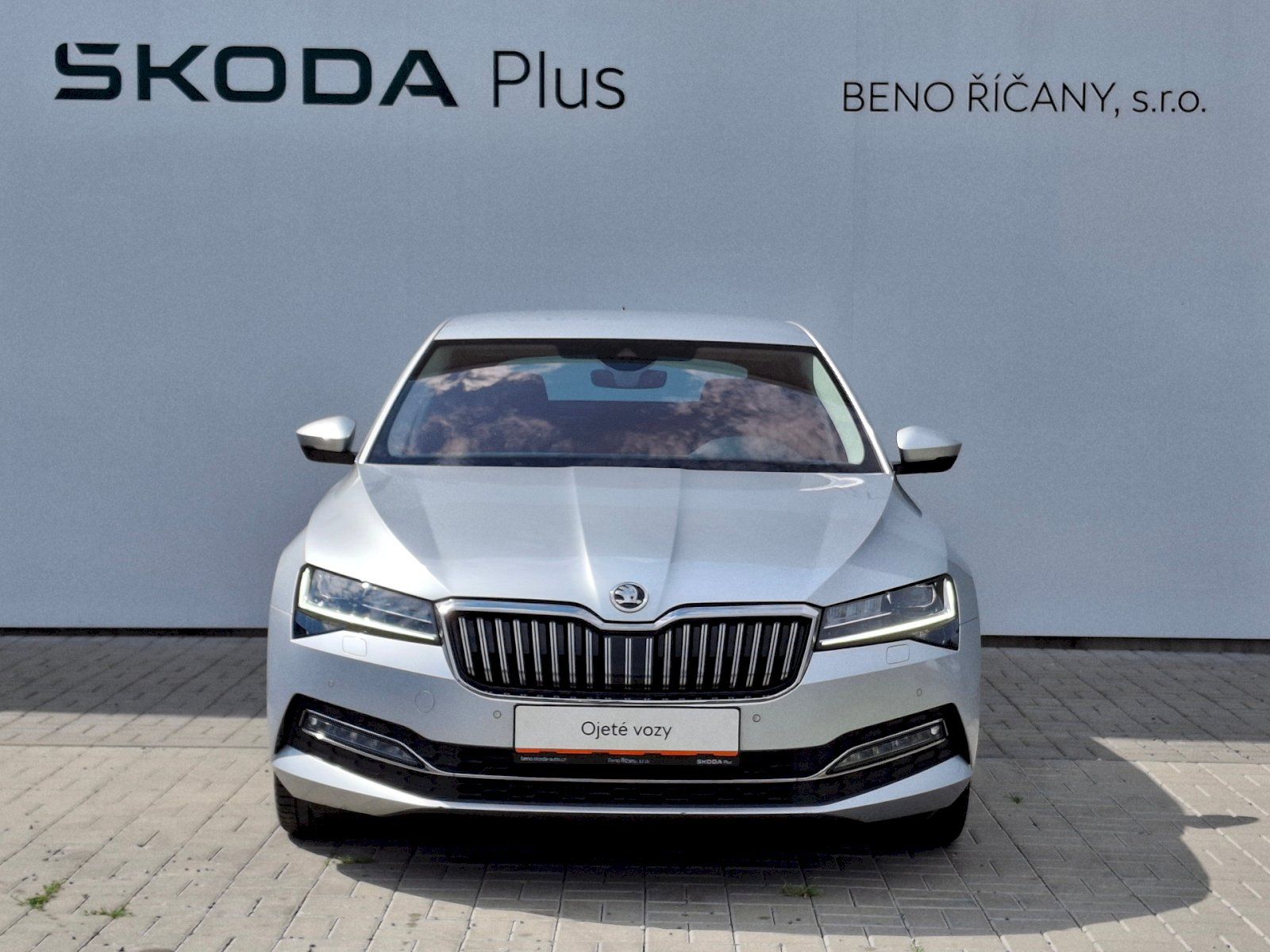 Škoda Superb, Style Extra DSG 2,0TDi 140kW - fotka 4