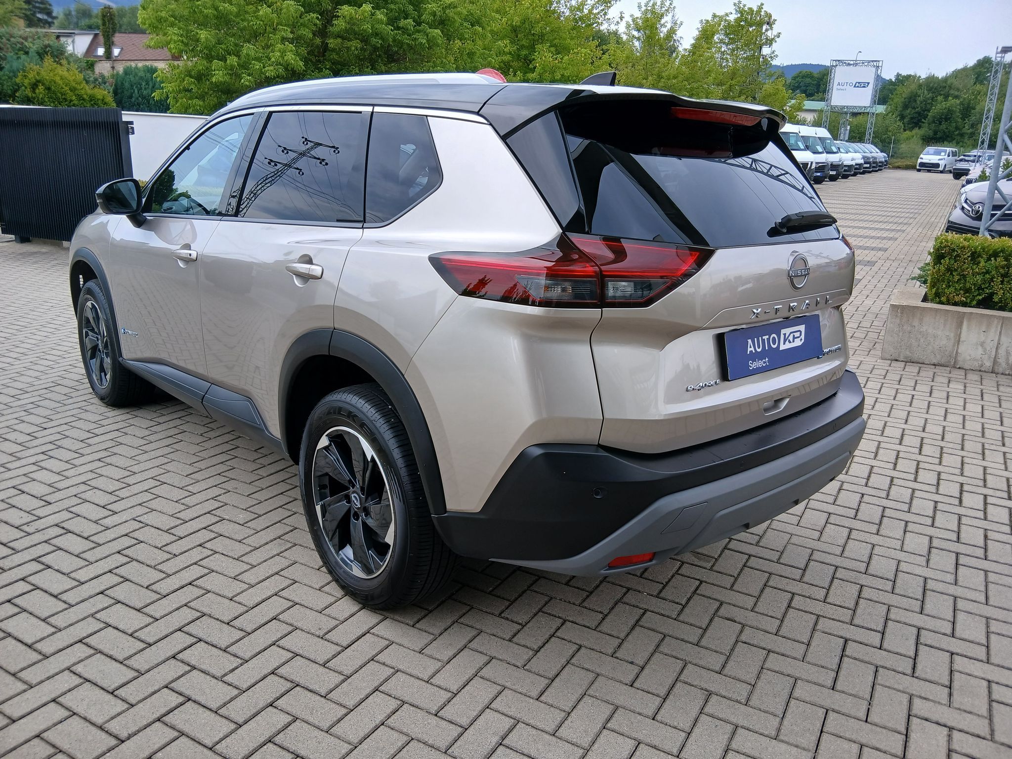 Nissan X-Trail, e-Power 213k 4x4 N-Connecta CP - fotka 4