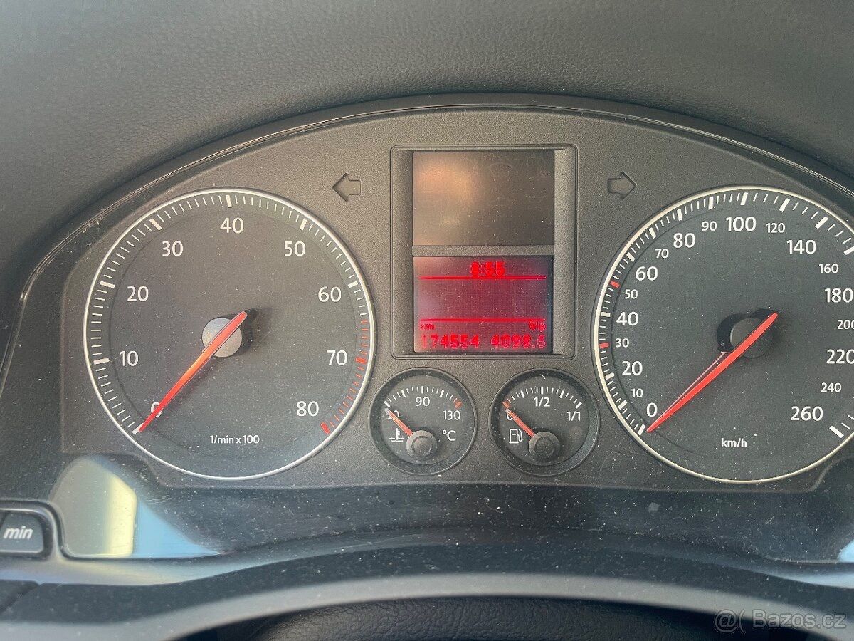 Volkswagen Golf, 1.6 75kw - fotka 4