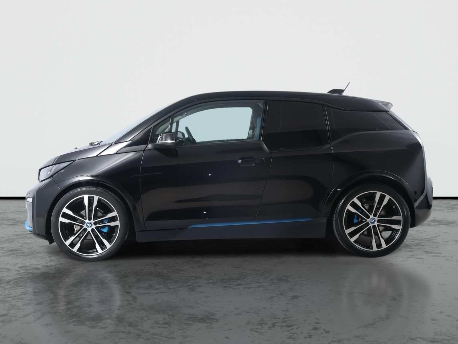 BMW i3, i3s 120Ah BEV, SoH 88% - fotka 3