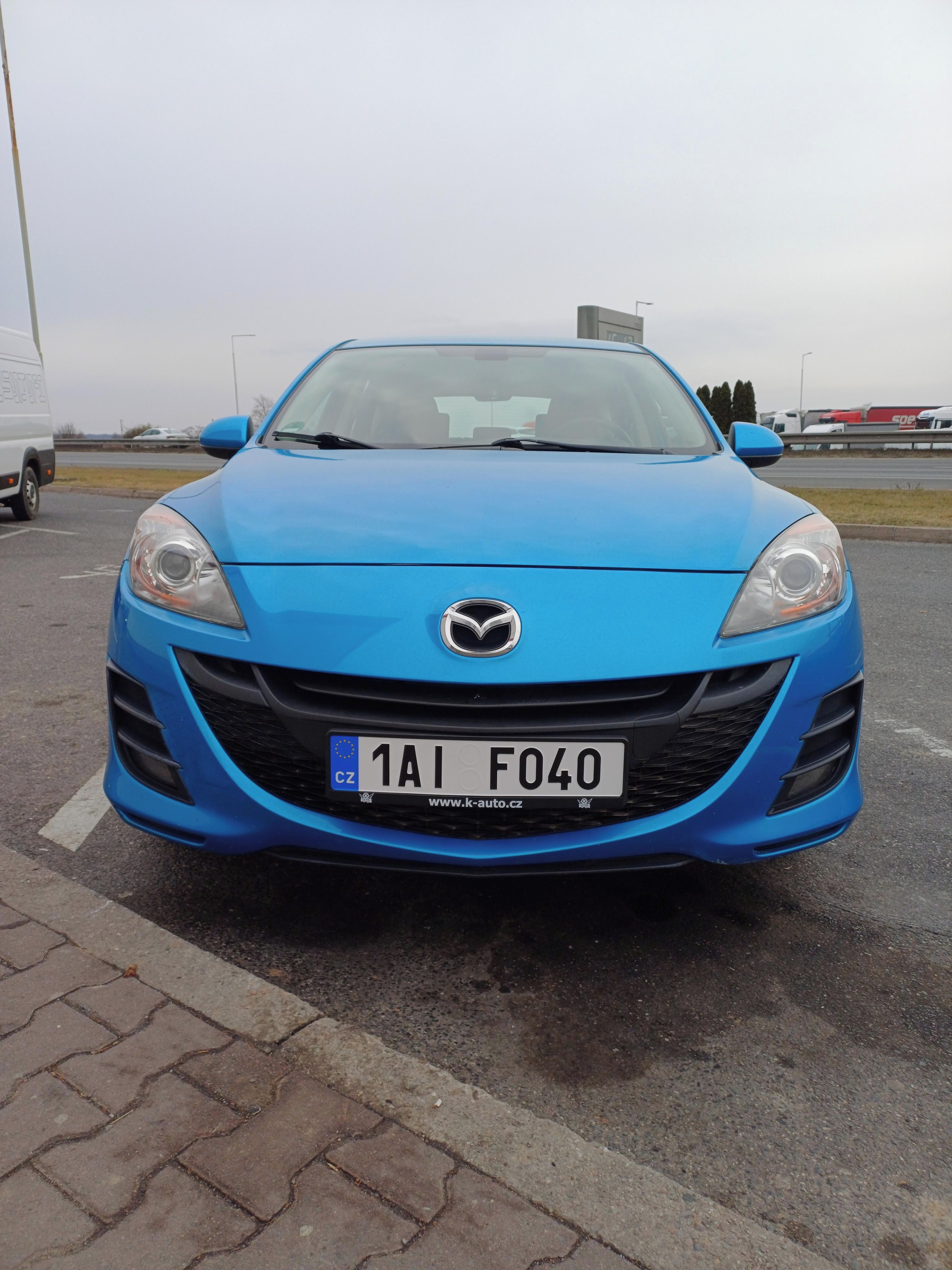 Mazda 3, High-Line, Vyhř. okno - fotka 2