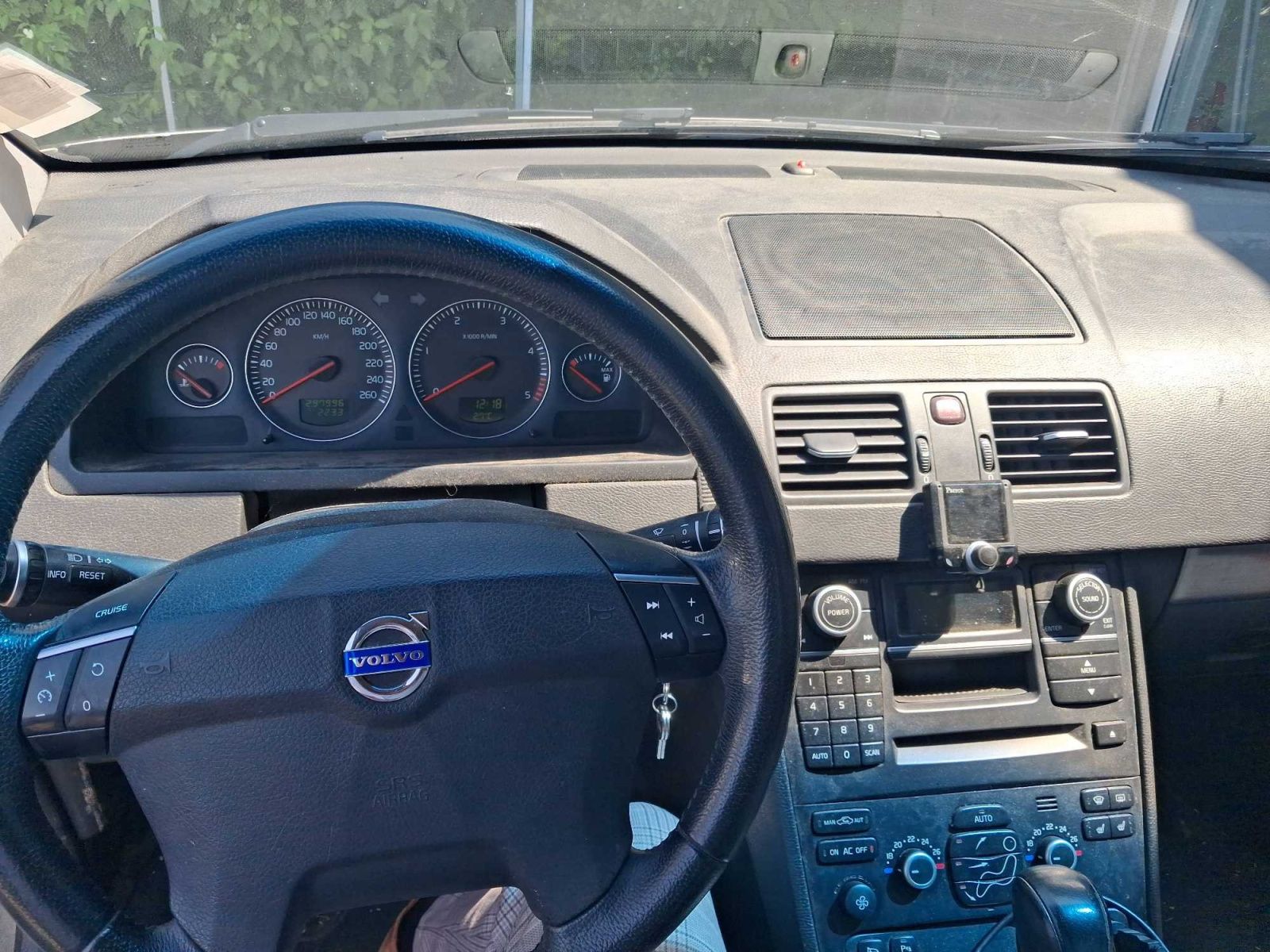 Volvo XC90, D5, 4X4, Automat - fotka 3