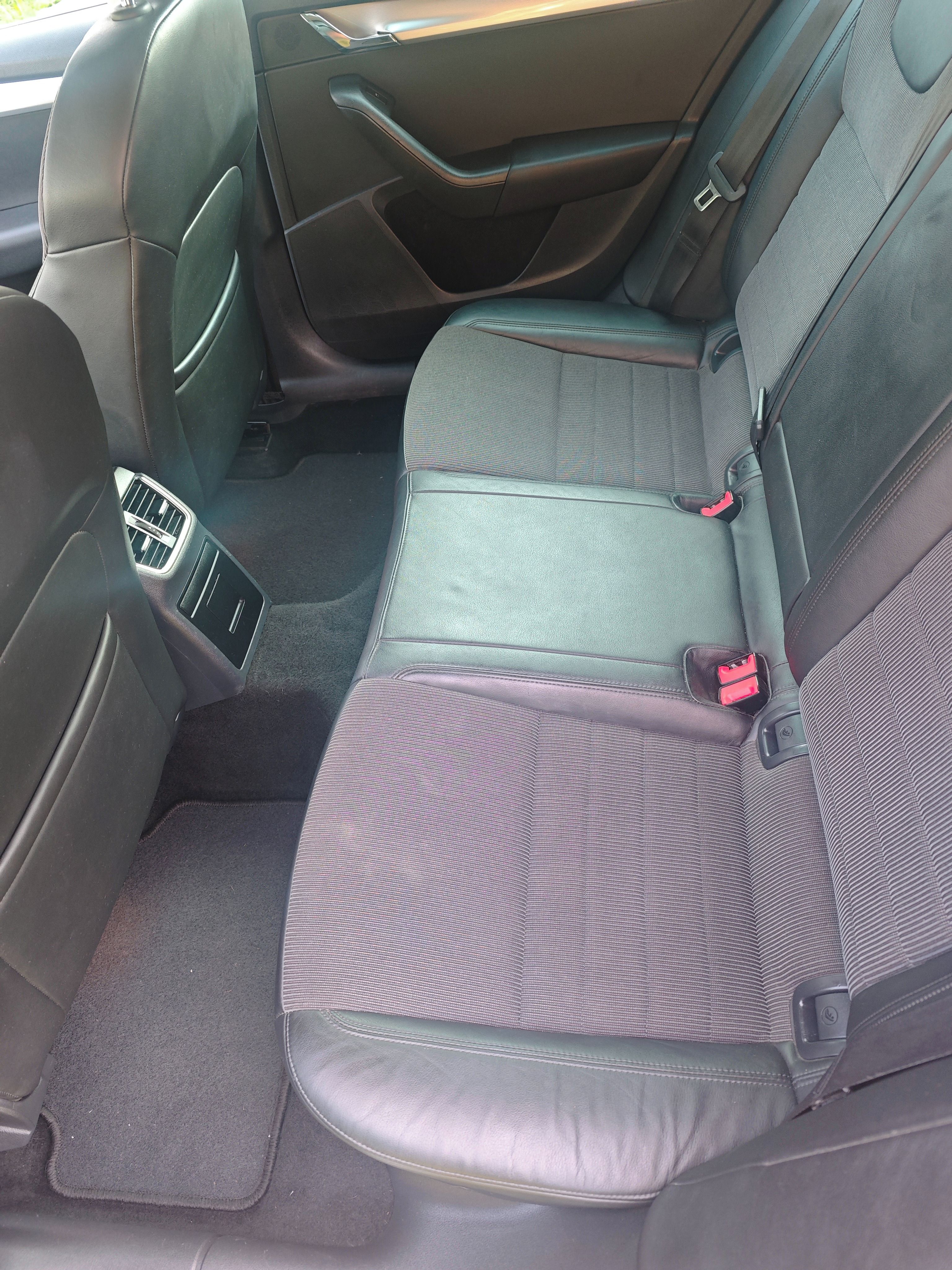 Škoda Octavia, III Combi 2.0TDI 110kW DSG - fotka 4
