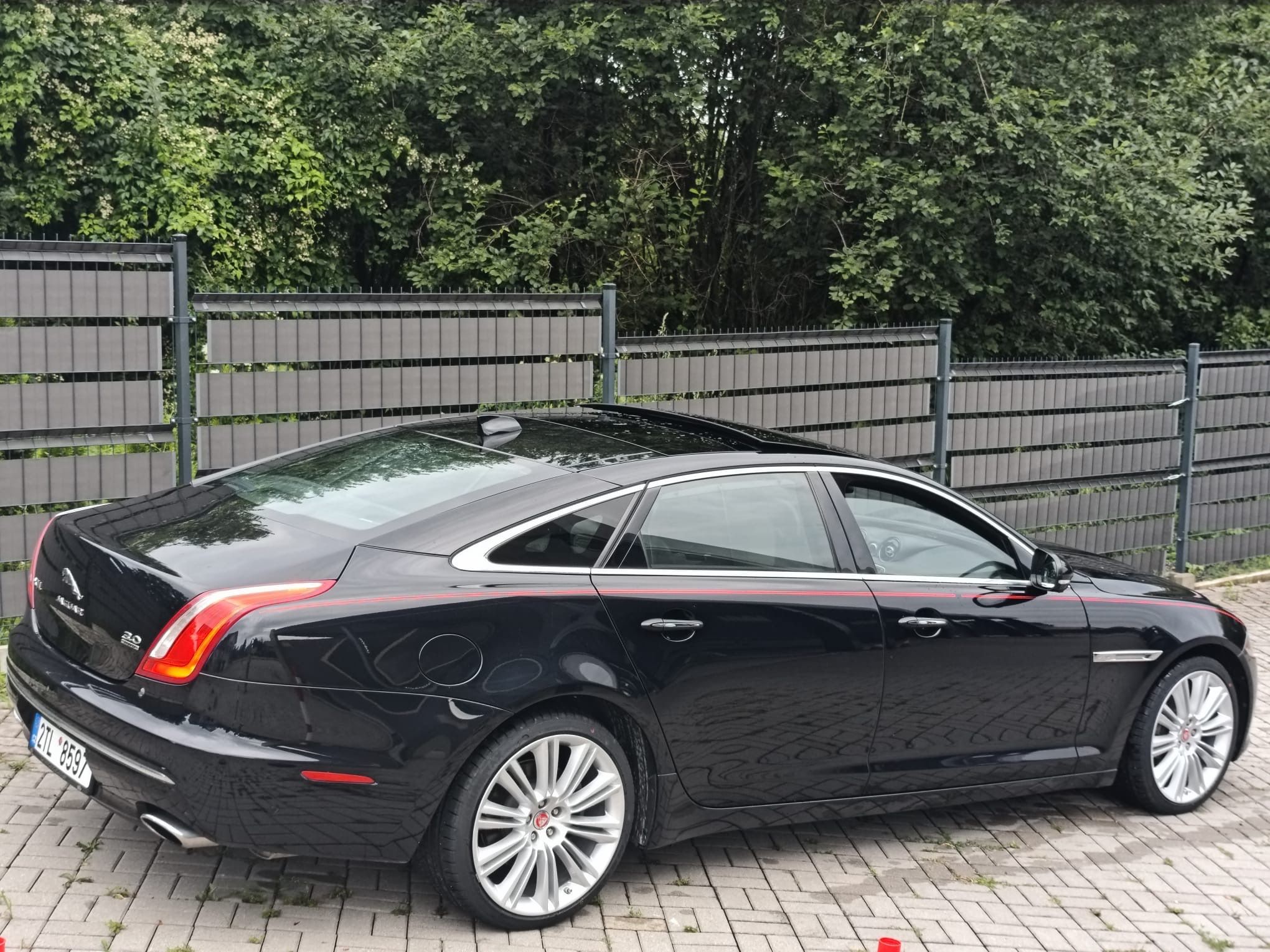 Jaguar XJ, LONG PORTFOLIO 4X4/3.0 340HP - fotka 4
