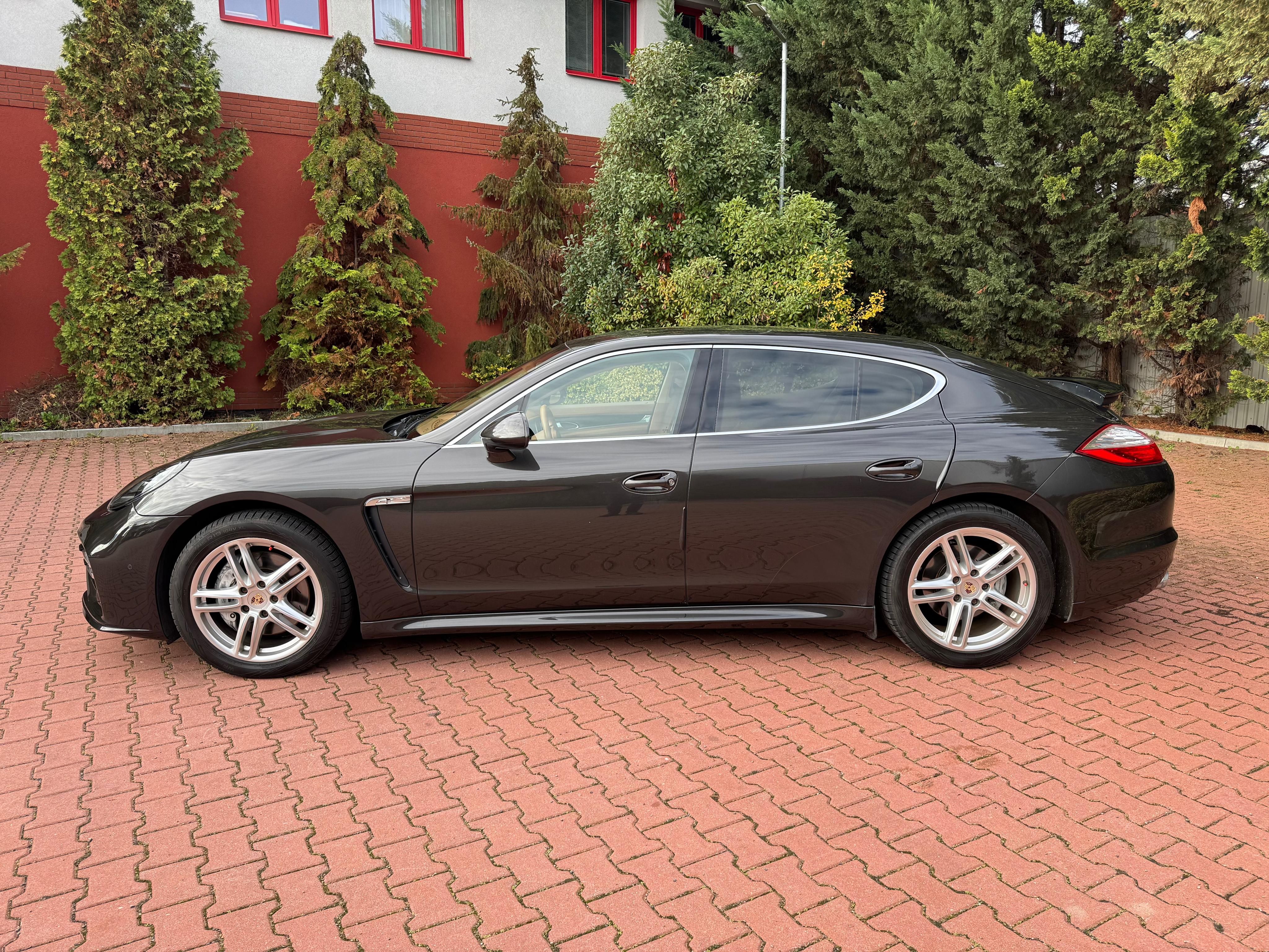 Porsche Panamera, 4.8 294kW,2012,ČR,DPH,Chrono. - fotka 3