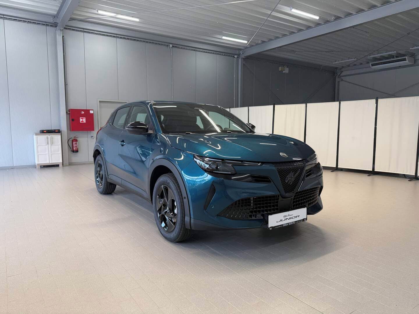 Alfa Romeo Junior, Ibrida 1.2 Turbo Hybrid 145k - fotka 6