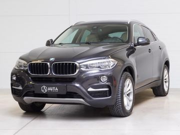 Xdrive30d,ČR,HUD,360,dověry