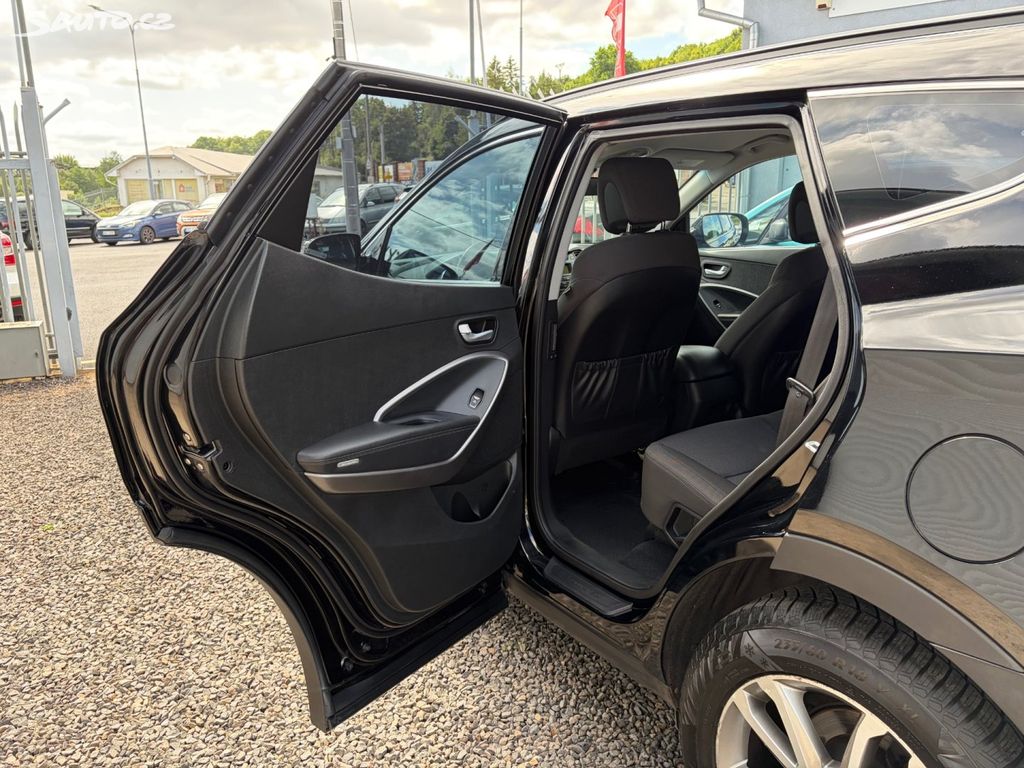 Hyundai Santa Fe, 2,2 CRDi 145kW, 4×4, ZACHOVALÉ