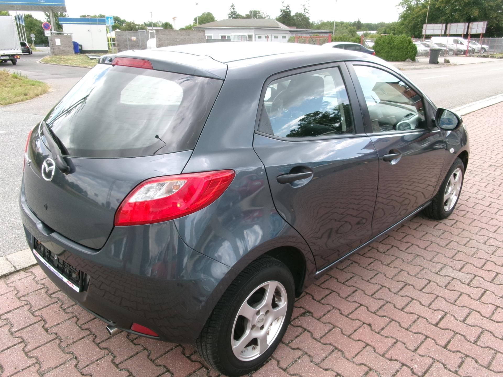 Mazda 2, 1,3i KLIMA ALU - fotka 4