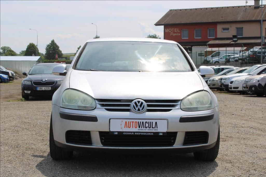 Volkswagen Golf, 1,4 i  DIG. KLIMA, ČR - fotka 2