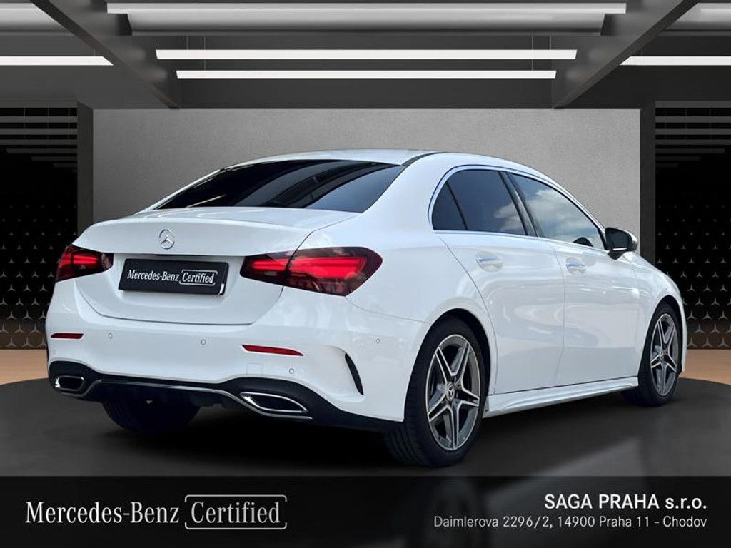 Mercedes-Benz Třídy A, A-Třída 220 d sedan AMG Stylin - fotka 4