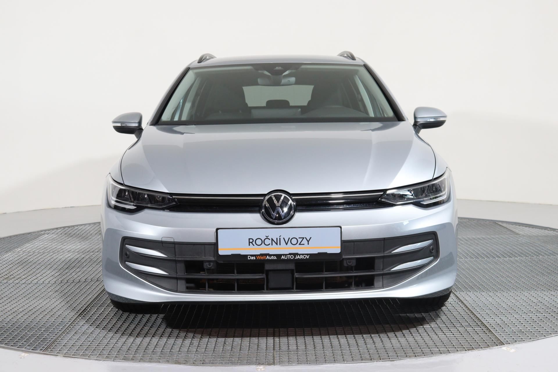 Volkswagen Golf Variant, People 1,5 eTSI 110kw 7DSG / L - fotka 4