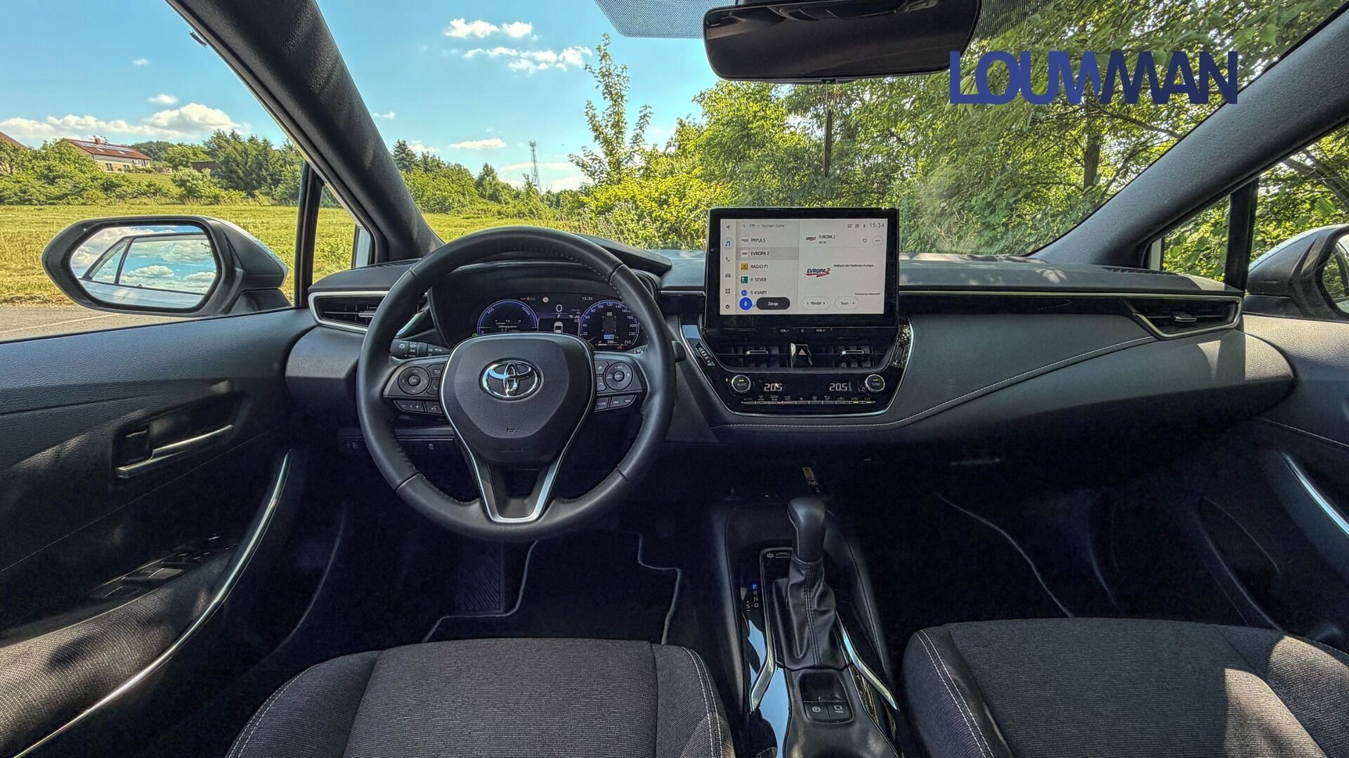 Toyota Corolla, 2.0 HEV e-CVT COMFORT TECH - fotka 5