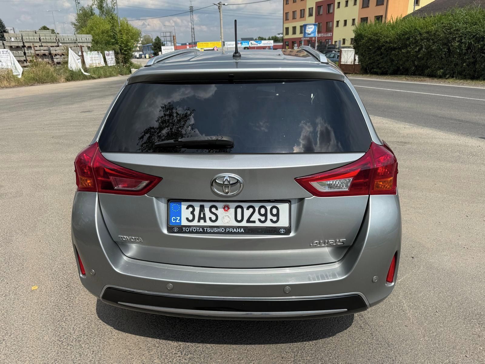 Toyota Auris, 1.6 Valvematic - fotka 4