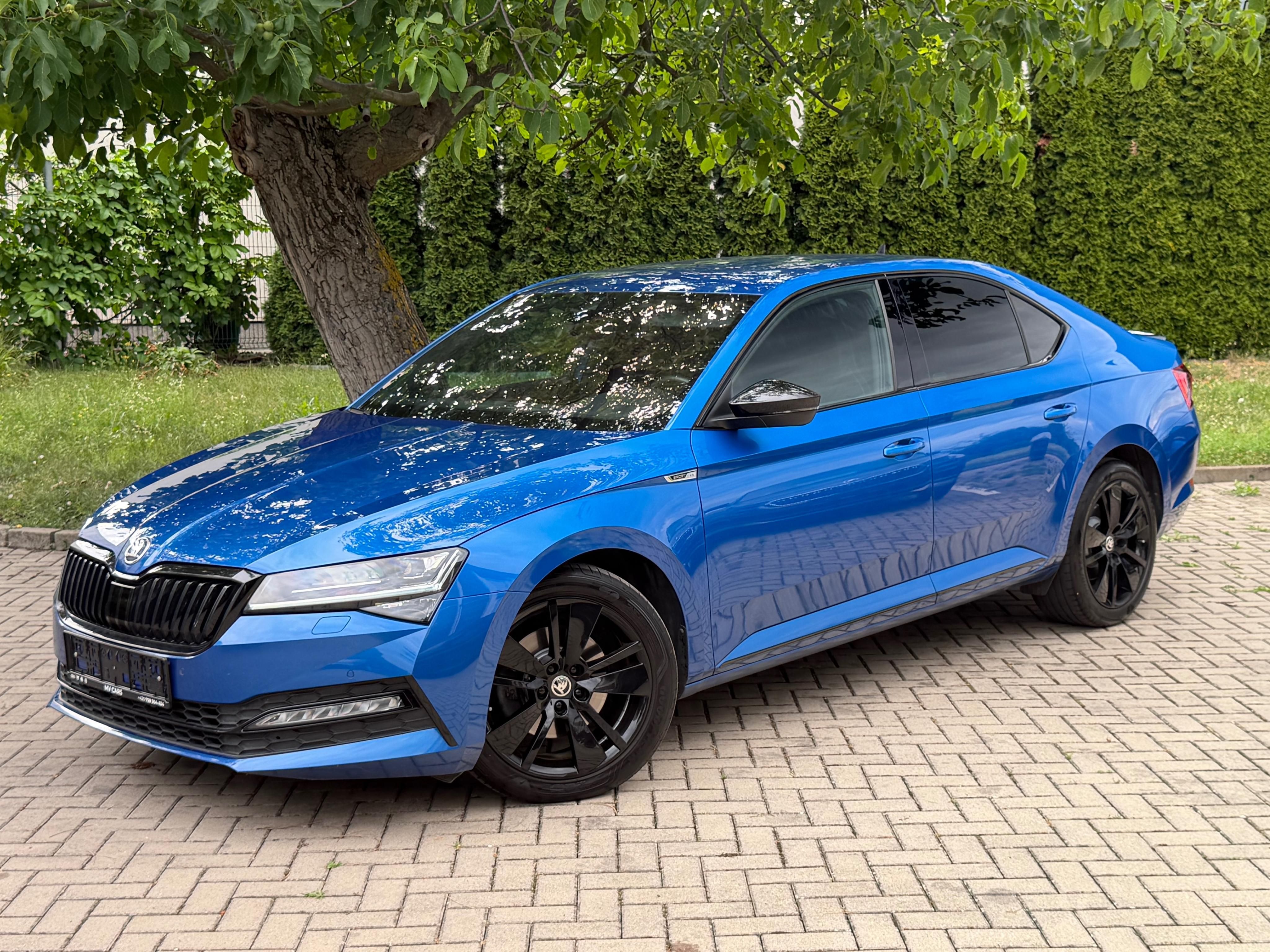Škoda Superb, 2.0TDI 110kW DSG • WEBASTO•DPH