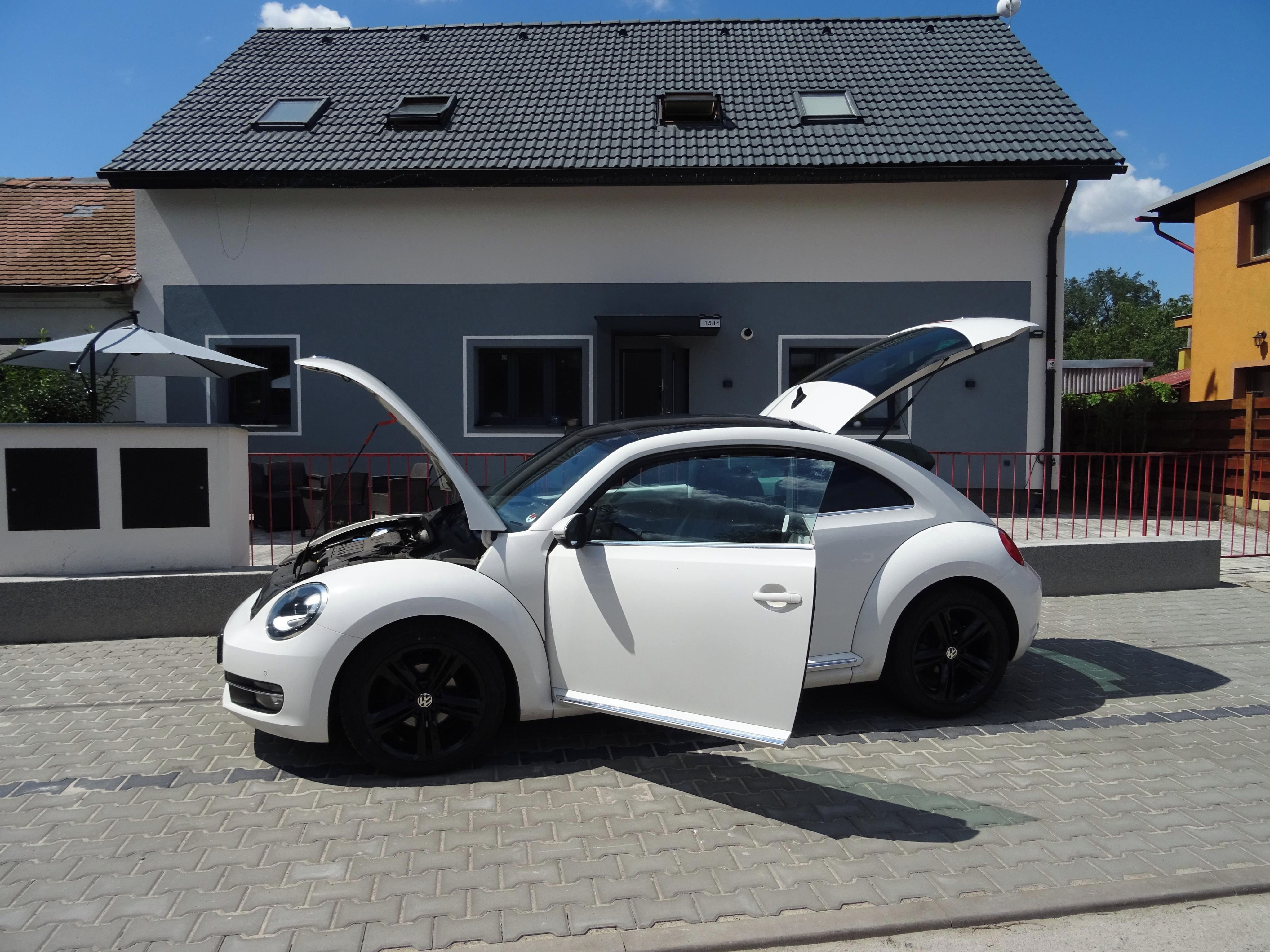 Volkswagen Beetle, 2.0 TDI DESIGN 103 KW DSG XENO - fotka 4