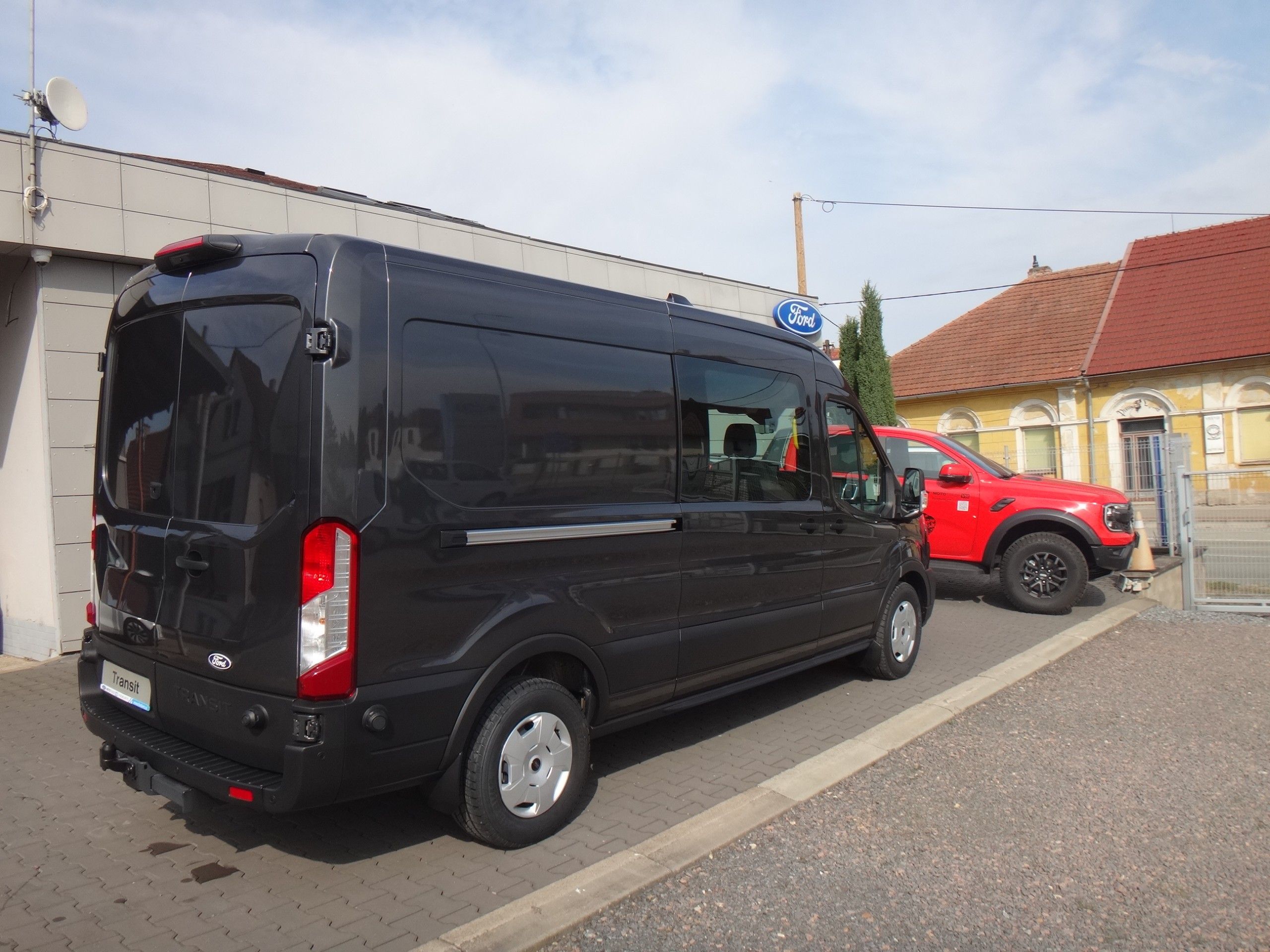 Ford Transit, DCiV Tren 350 L3H2_2.0EcoBlue - fotka 5