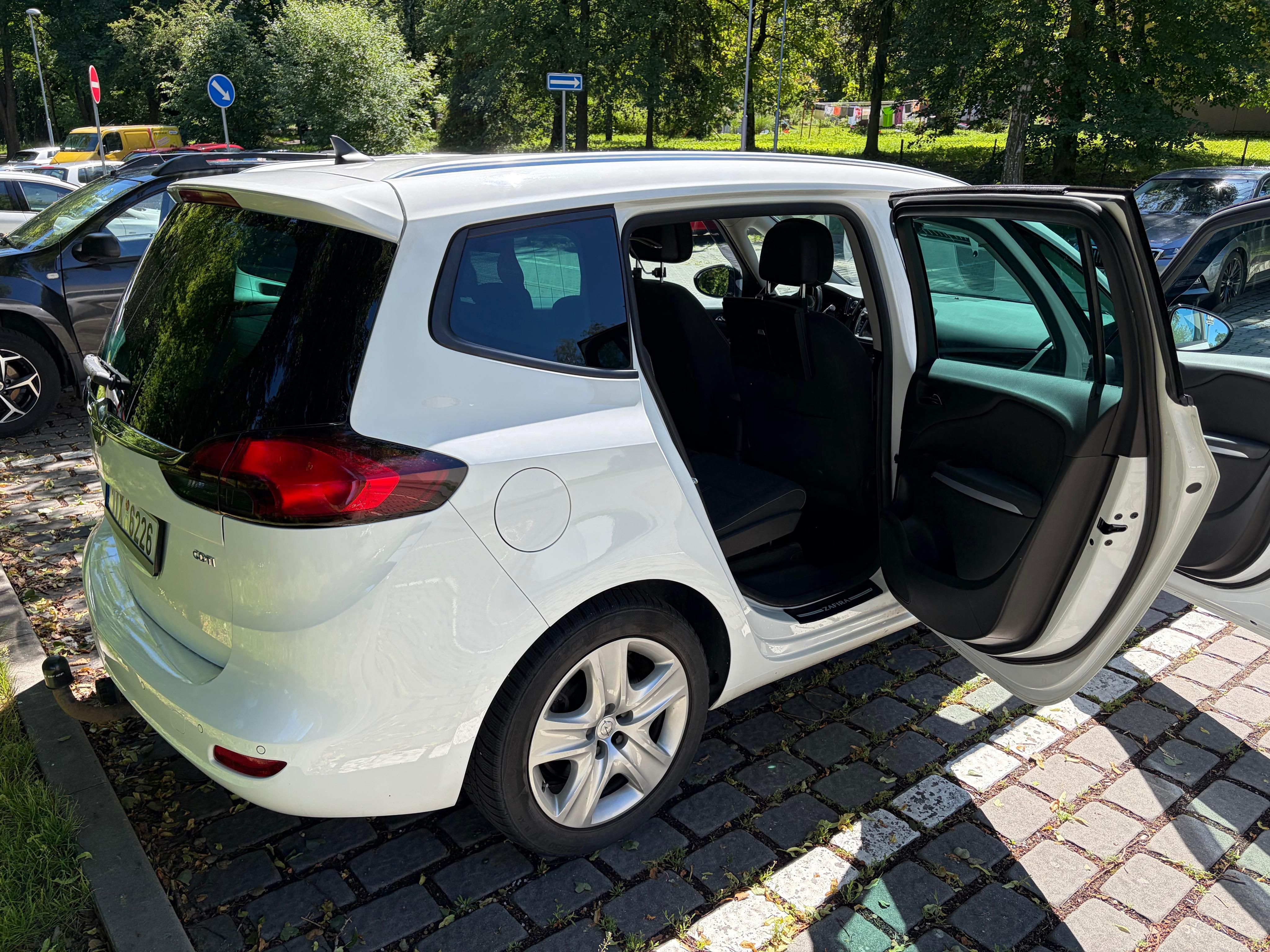 Opel Zafira, Zafira 2.0 cdti - fotka 4