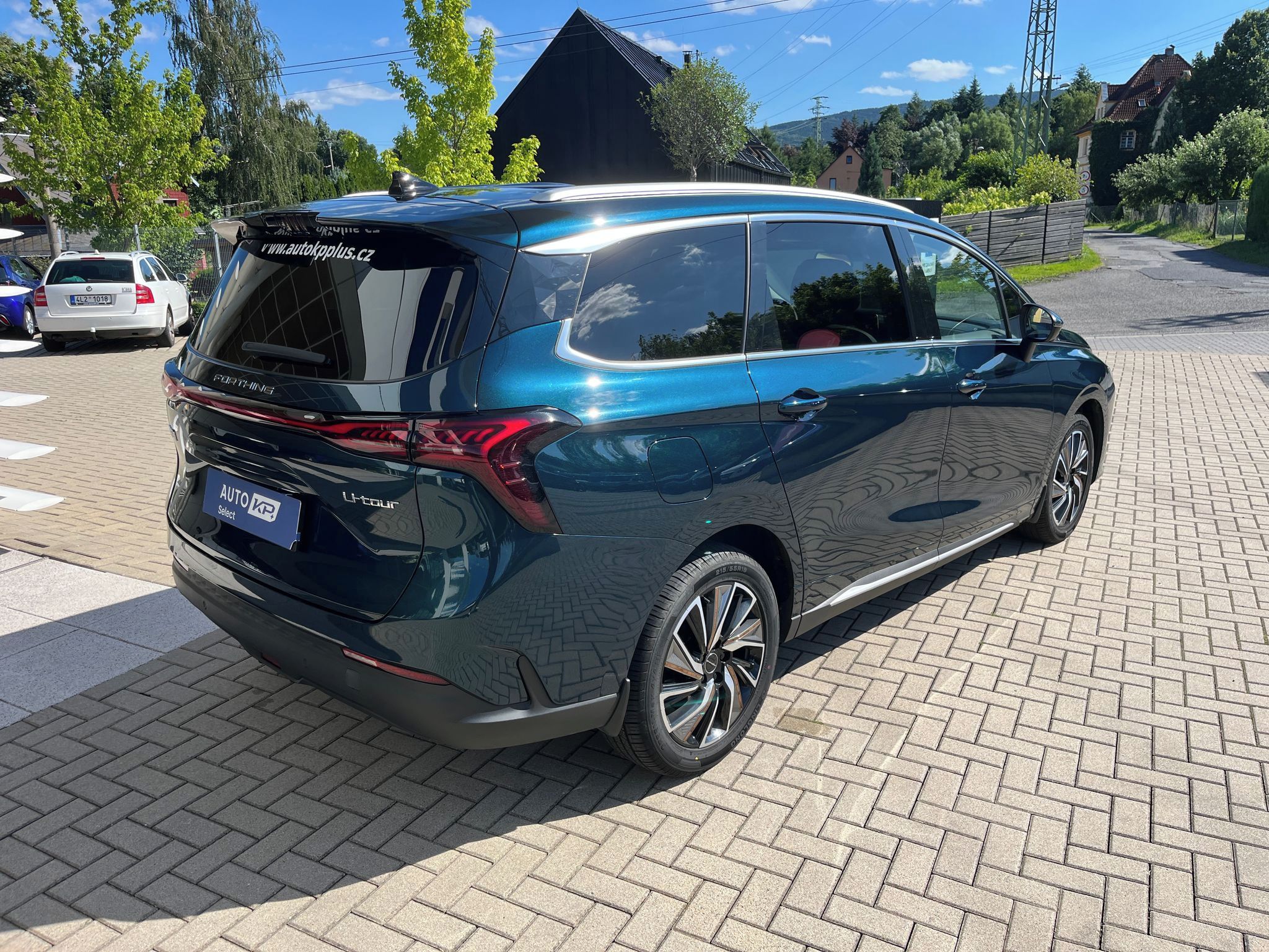 Dongfeng U-Tour, 1,5 Turbo 130kW Exclusive FR - fotka 6