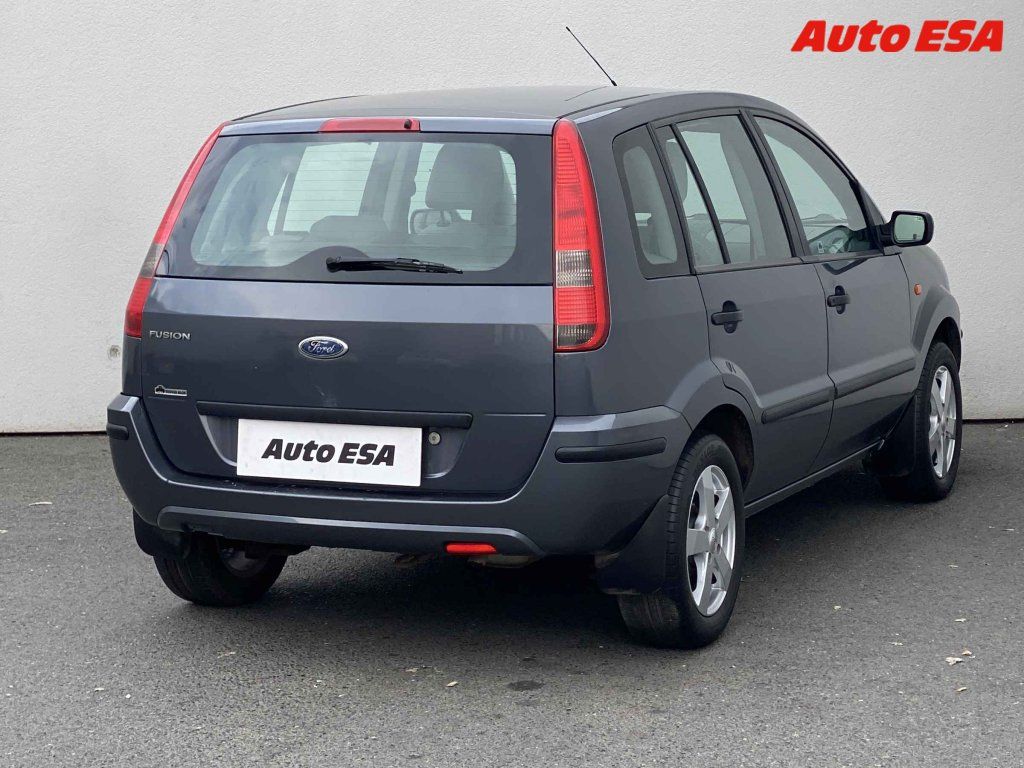 Ford Fusion, 1.4 i,2.maj,ČR - fotka 4