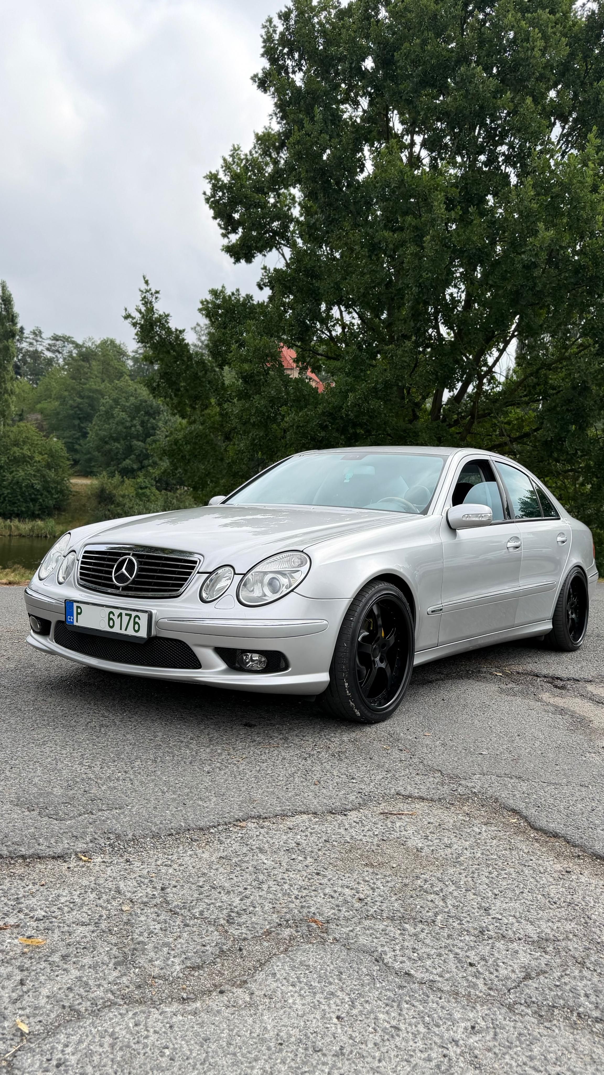 Mercedes-Benz Třídy E, E240 V6 W211 benzin+LPG AMG - fotka 2