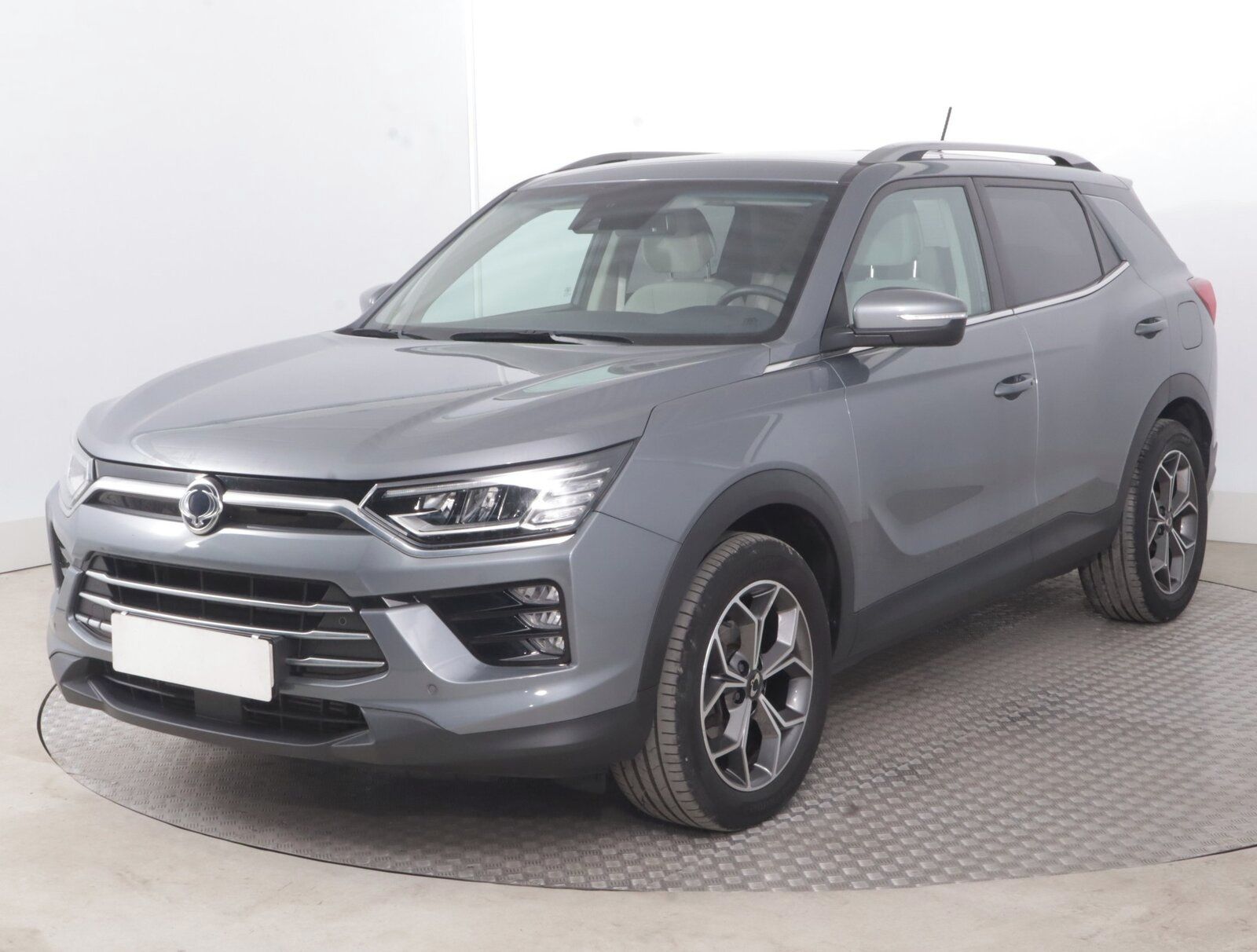 SsangYong Korando, 1.5 T-GDI, Automat, Serv.kniha - fotka 2