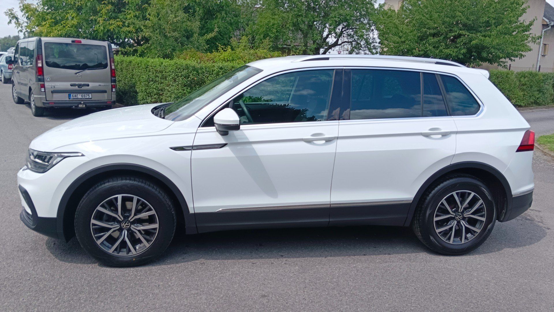 Volkswagen Tiguan, 2.0TDI 110 KW ČR. - fotka 6