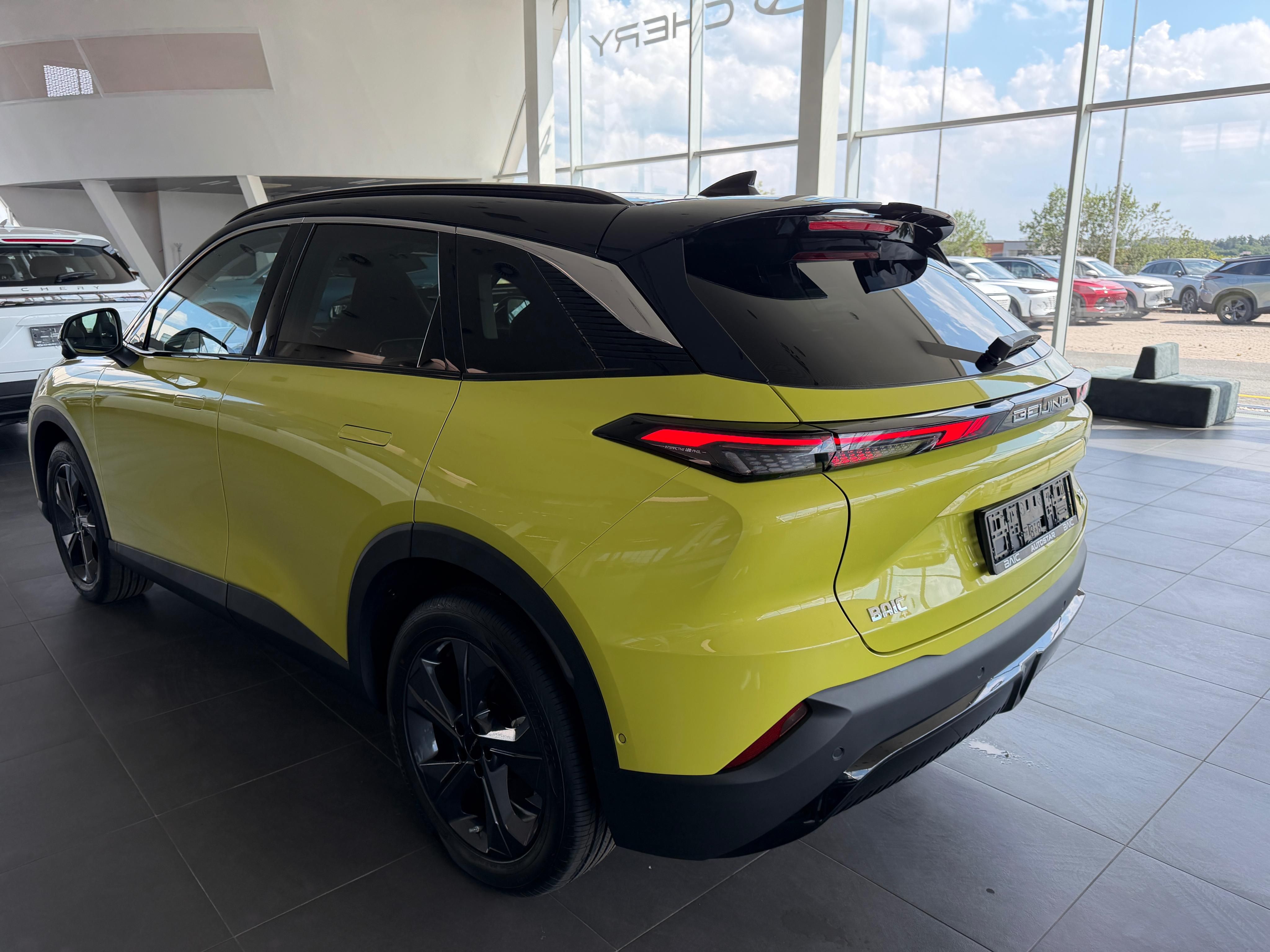 BAIC X55, ALL IN 130KW PANORAMA DCT - fotka 5