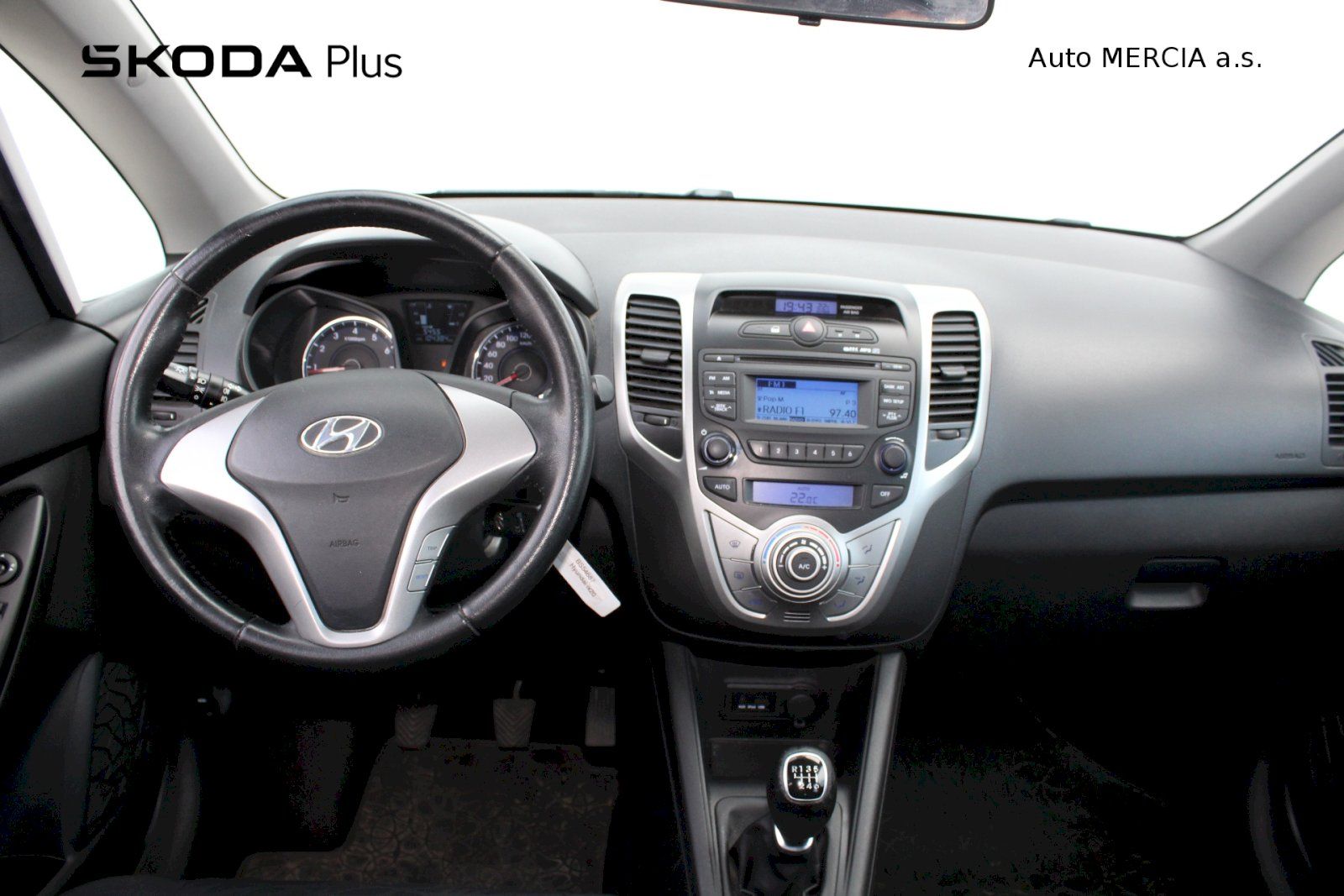 Hyundai ix20, 1,6  91kw - fotka 5