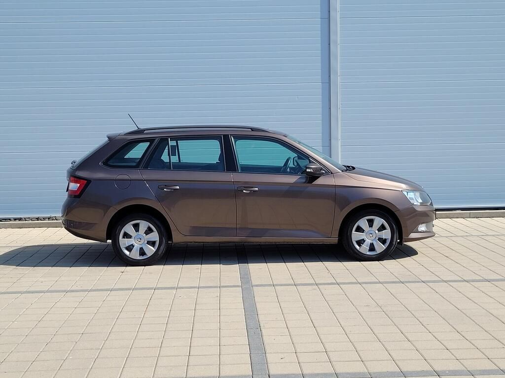 Škoda Fabia, Ambiente 1.0 TSI 70 kW - fotka 4