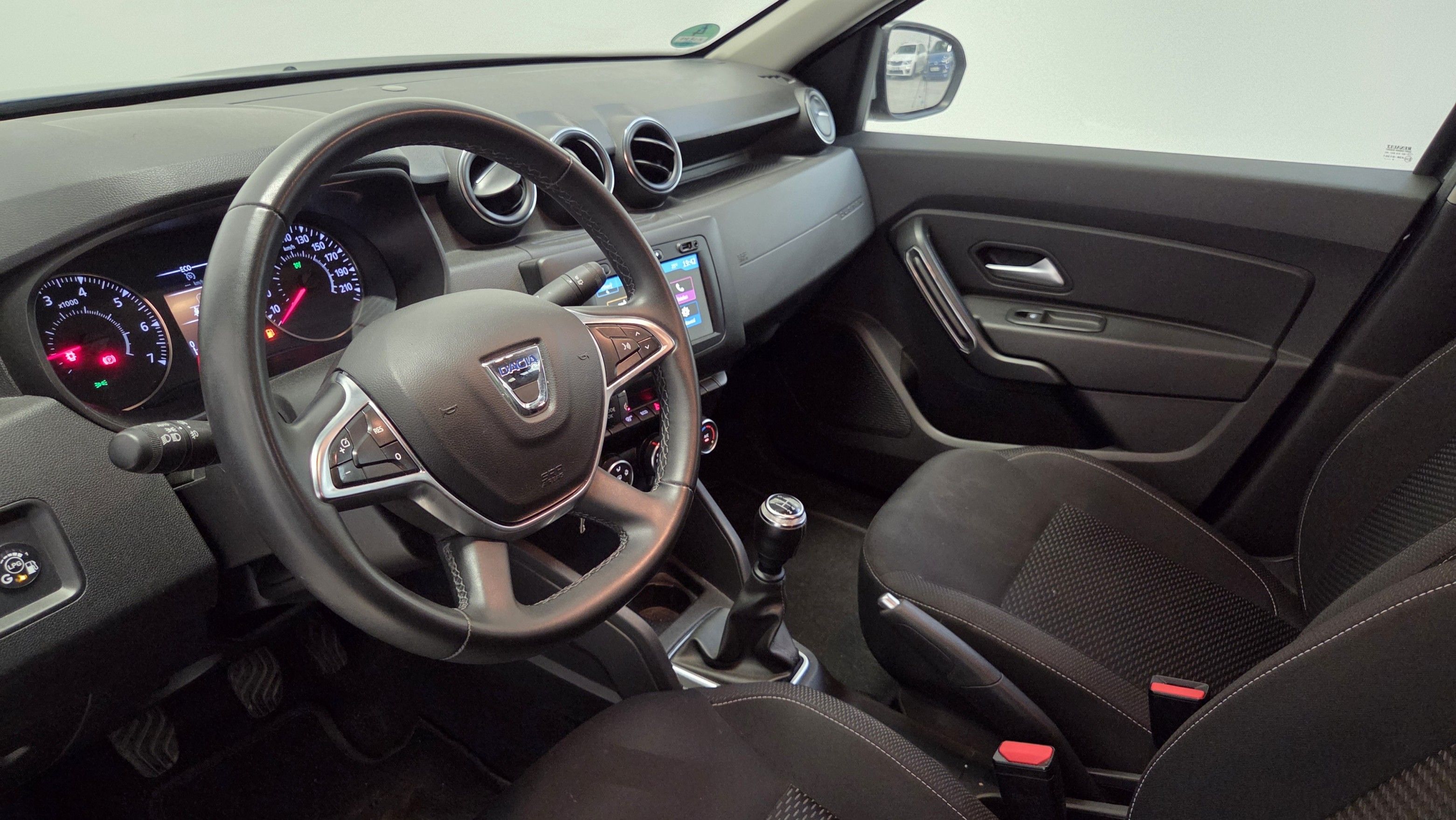 Dacia Duster, 1.0 TCe 74 kW Comfort - fotka 5