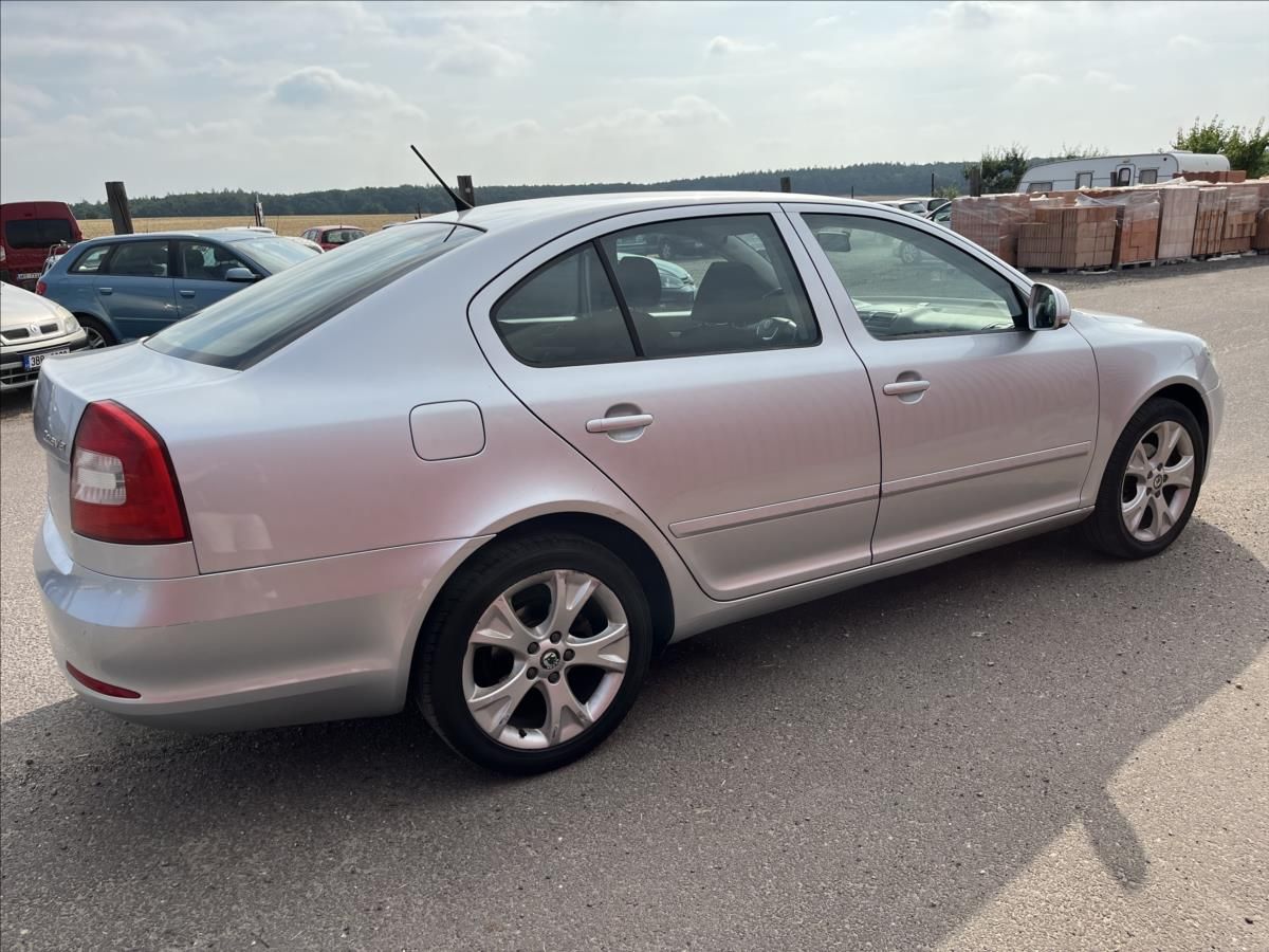Škoda Octavia, 1,6 TDi KLIMA ROZVODY SERVIS - fotka 5