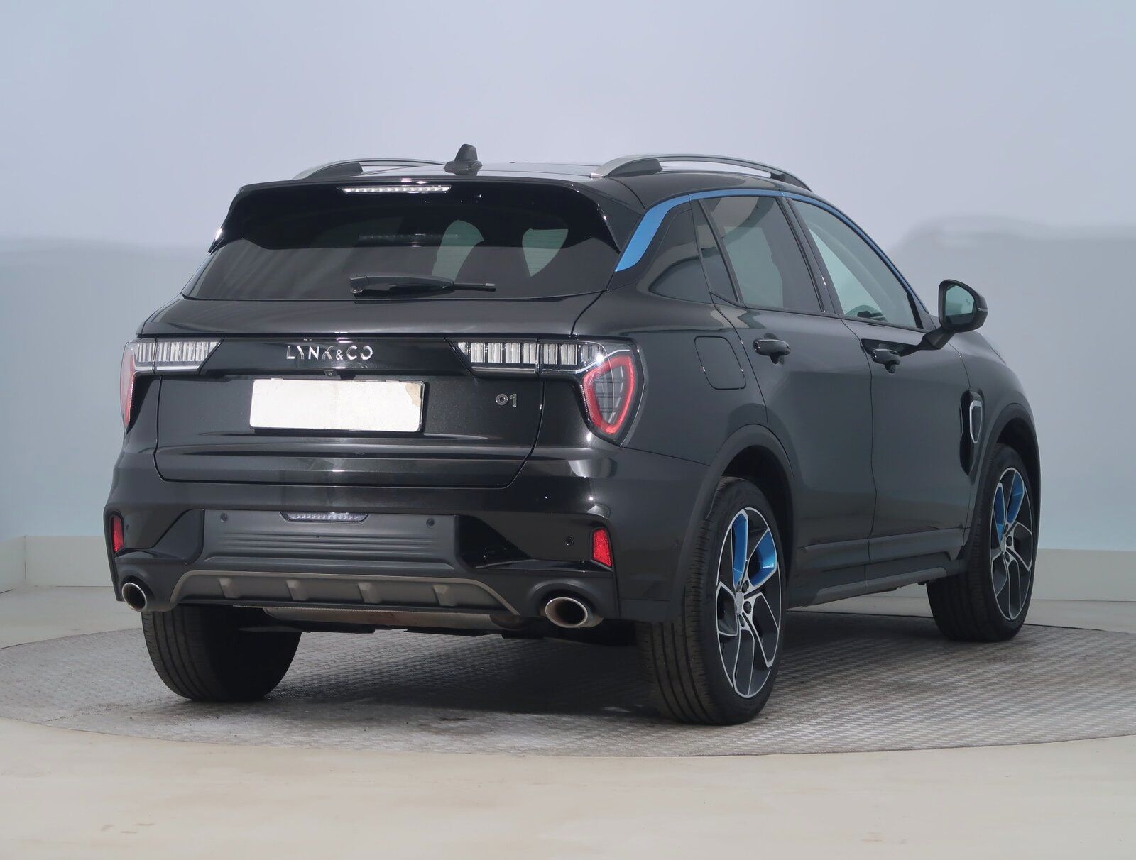 Lynk & Co 01, Plug-in Hybrid, NOVÁ CENA - fotka 5