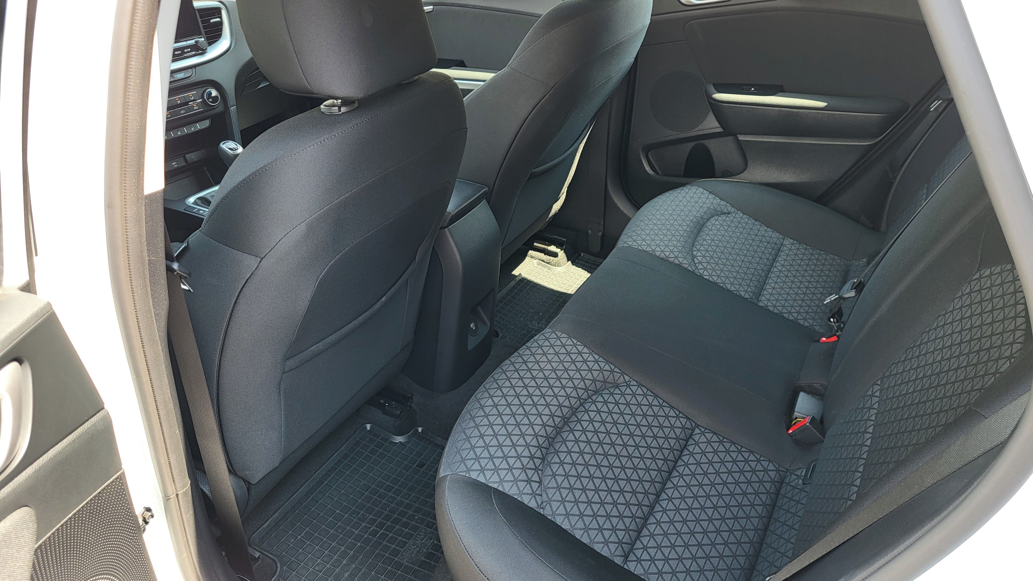 Kia Cee´d, Kia Ceed 5HB 1,0 T-GDI SPIN - fotka 6
