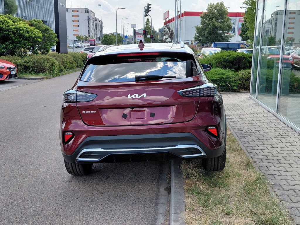 Kia XCee´d, Steel Edition 1,6 T-GDi GPF 7D - fotka 6