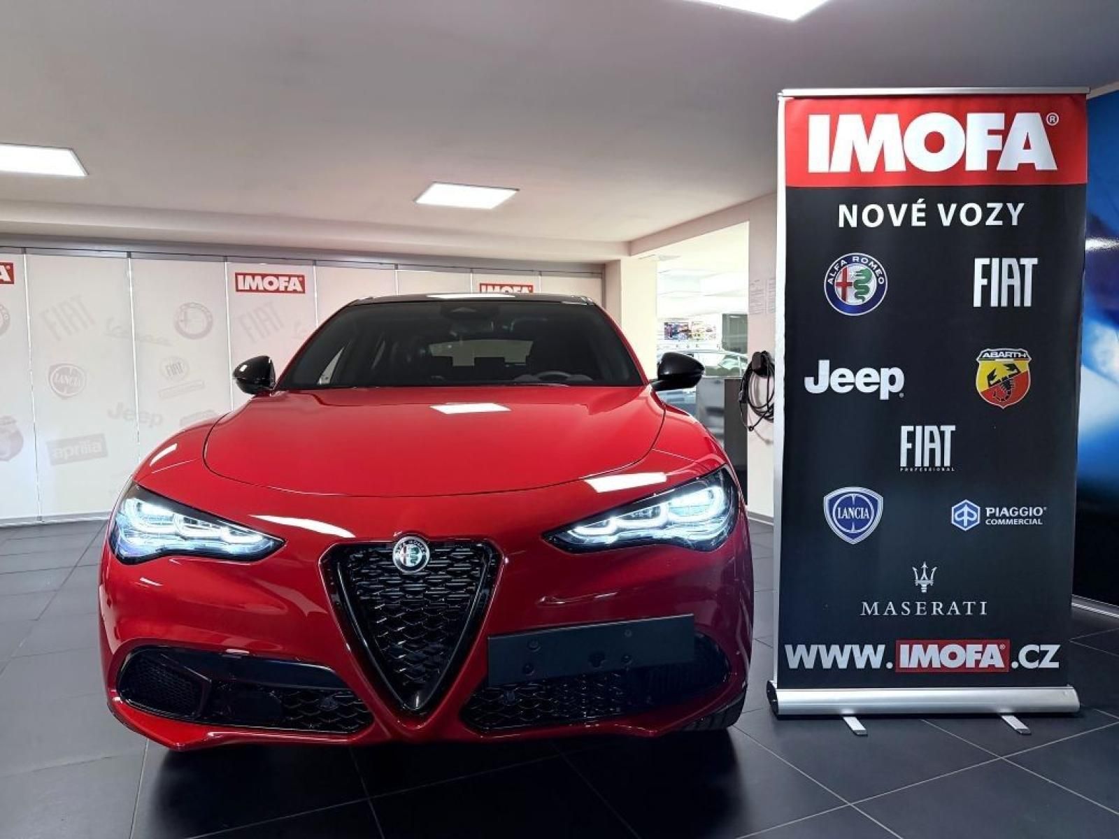 Alfa Romeo Stelvio, 2.0 T 280k AT8 ZF Q4 4x4 - fotka 2