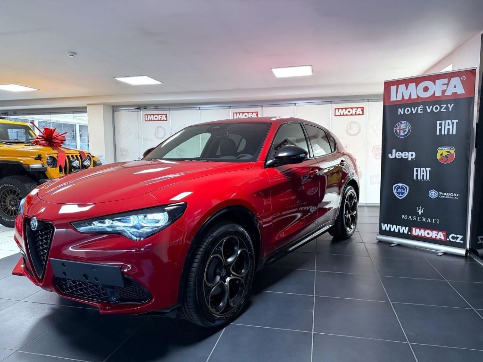 Alfa Romeo Stelvio, 2.0 T 280k AT8 ZF Q4 4x4 - fotka 3