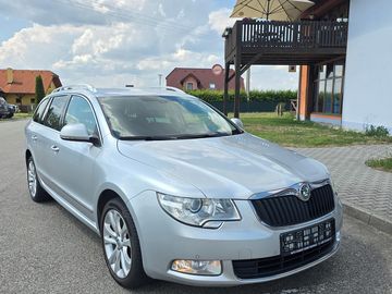 Combi 2.0 TDI 4X4 Elegance DSG