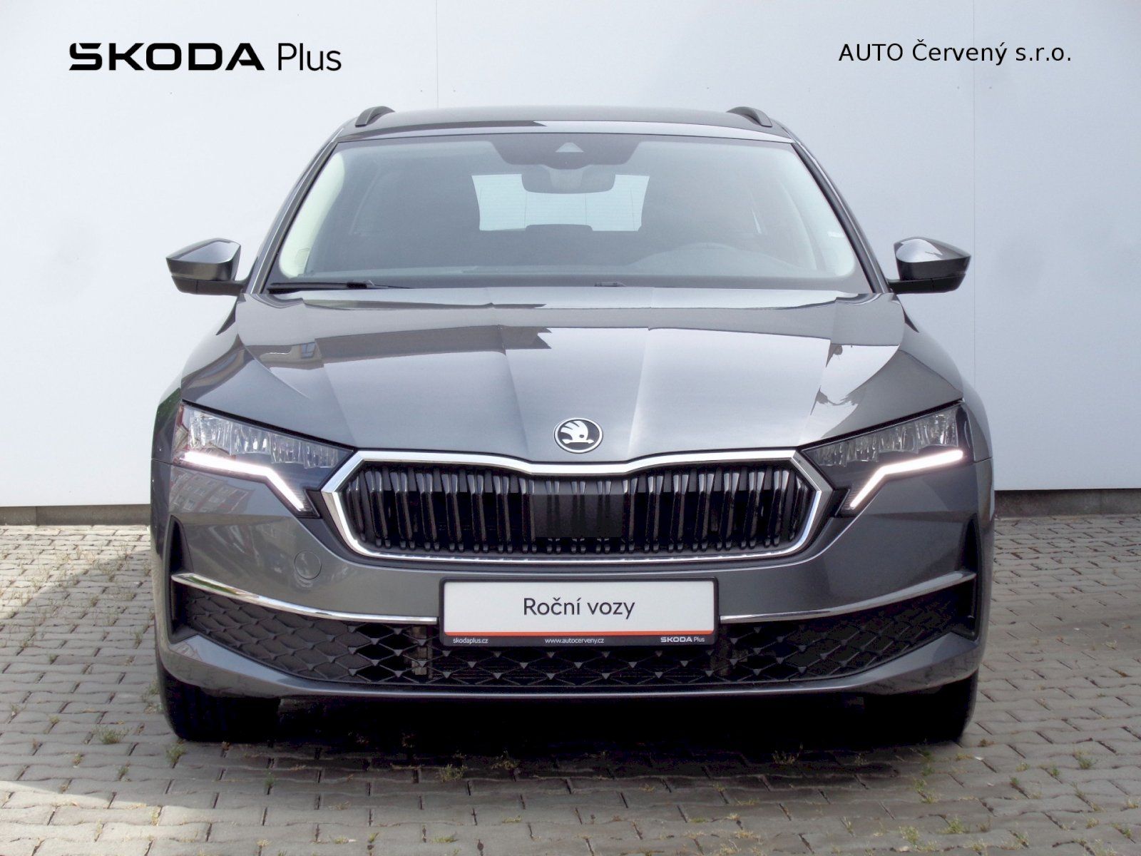 Škoda Octavia, Combi 2.0 TDI 85 kW Selection - fotka 4