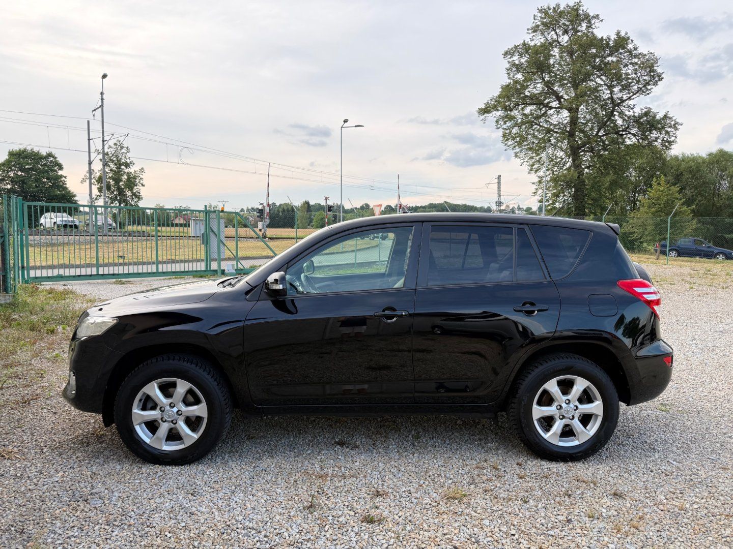 Toyota Rav4, 2.0 i 116KW Lux 4x4 - fotka 4