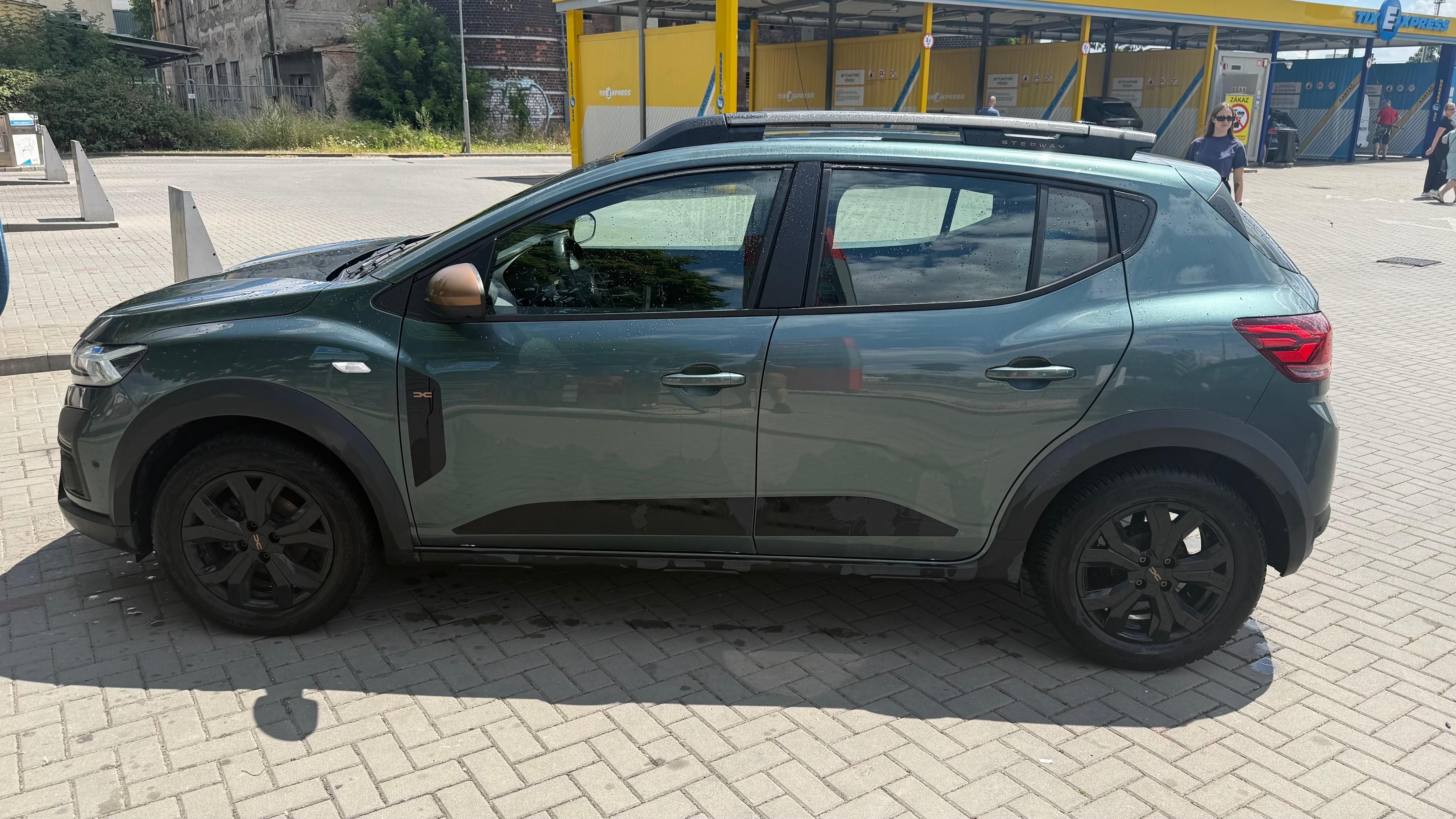 Dacia Sandero, LPG-Stepway Extreme/ zár. 1/30 - fotka 4
