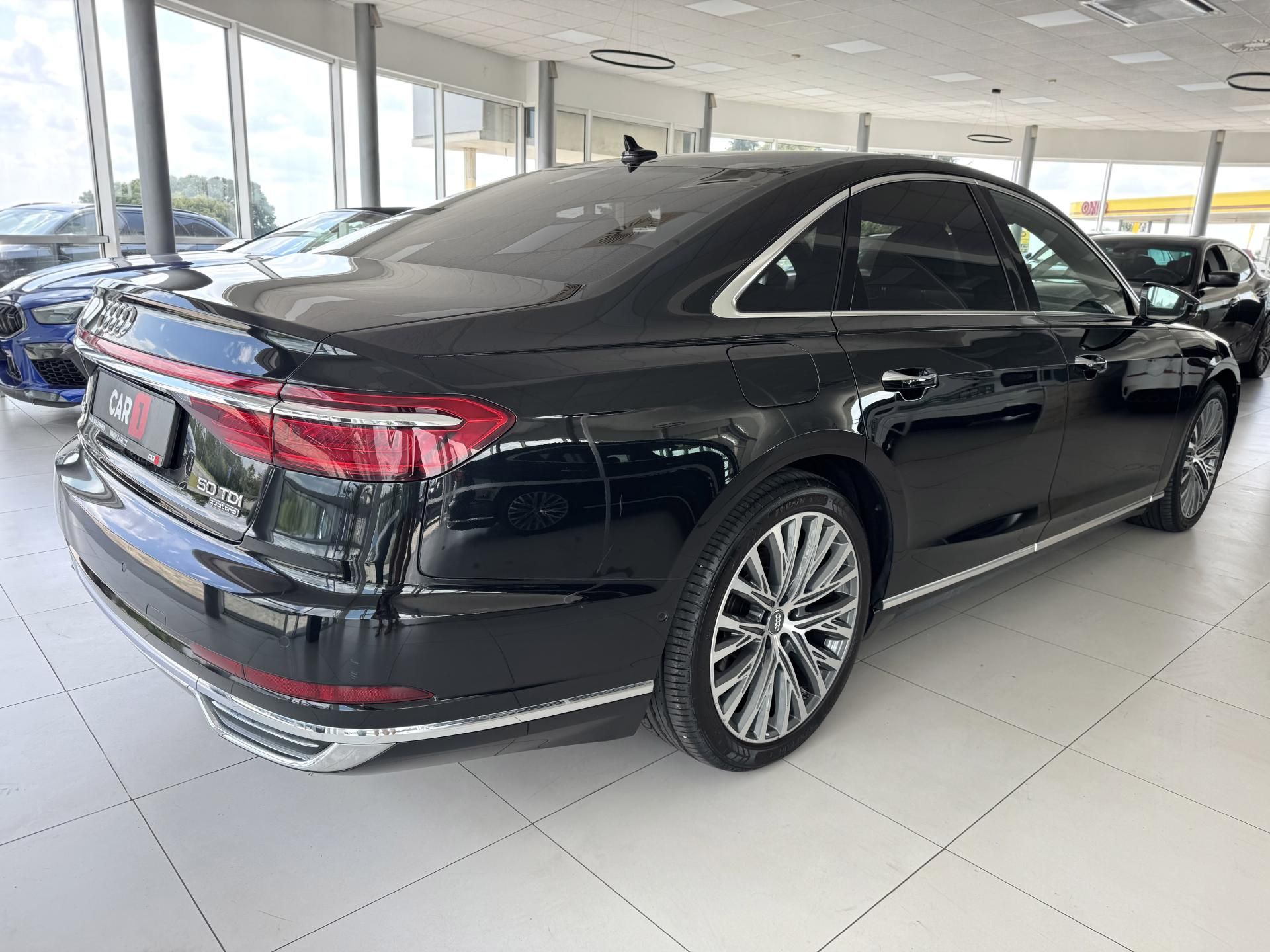 Audi A8, 50TDI Q*Vzduch*Webasto*Panoram - fotka 5