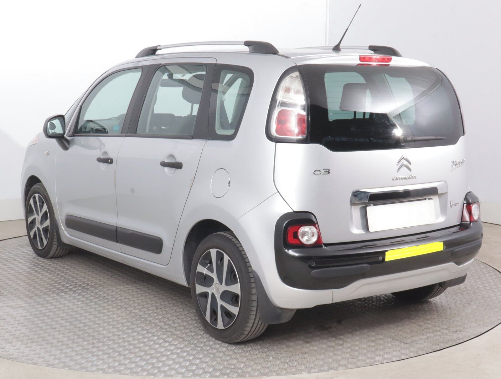 Citroën C3 Picasso, 1.4 i, Serv.kniha, Tempomat - fotka 4