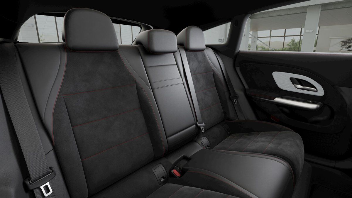 Mercedes-Benz CLA, 220 4MATIC Shooting Brake - fotka 4