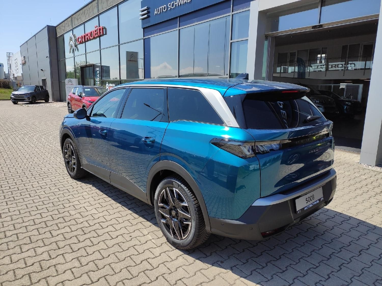 Peugeot 5008, BUSINESS Hybrid 145 AUT6 NAVI - fotka 3