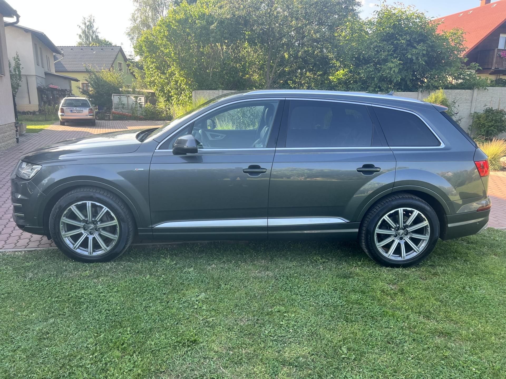 Audi Q7, 3.0TDI 200KW,S-LINE,VZDUCH,TZ - fotka 3