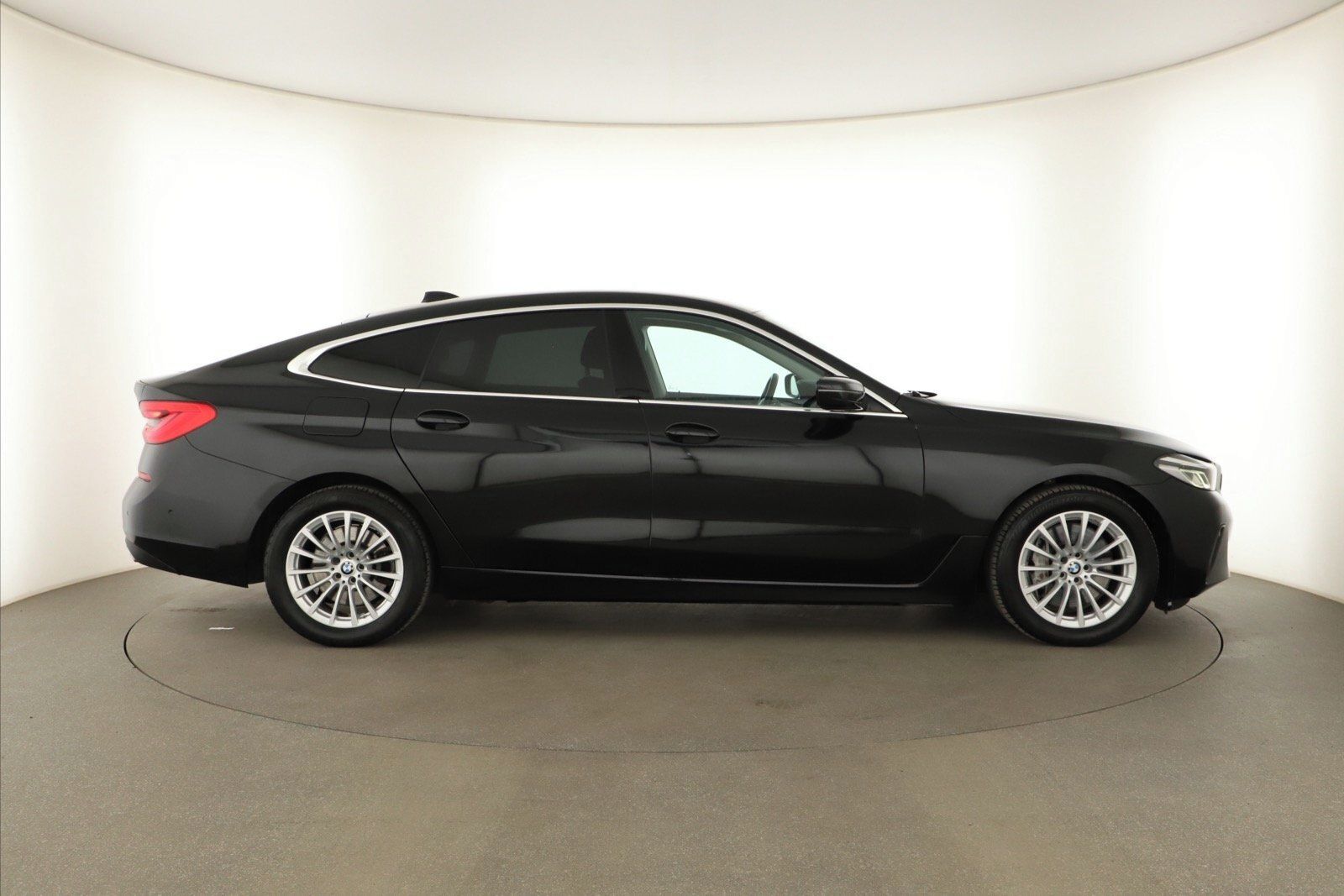 BMW Řada 6, 640i xDrive GT - fotka 6
